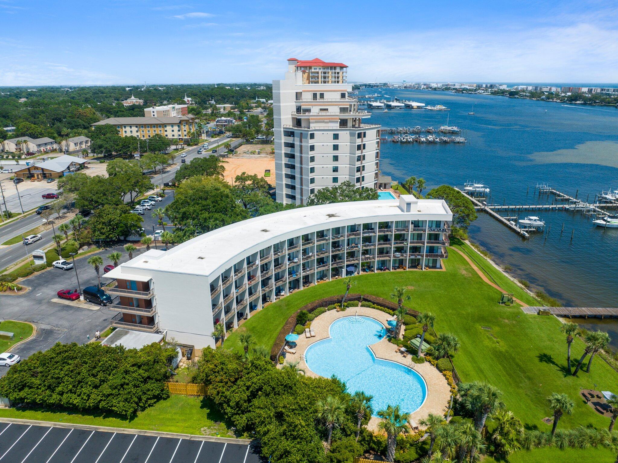 PIRATES BAY PH 1 - Residential