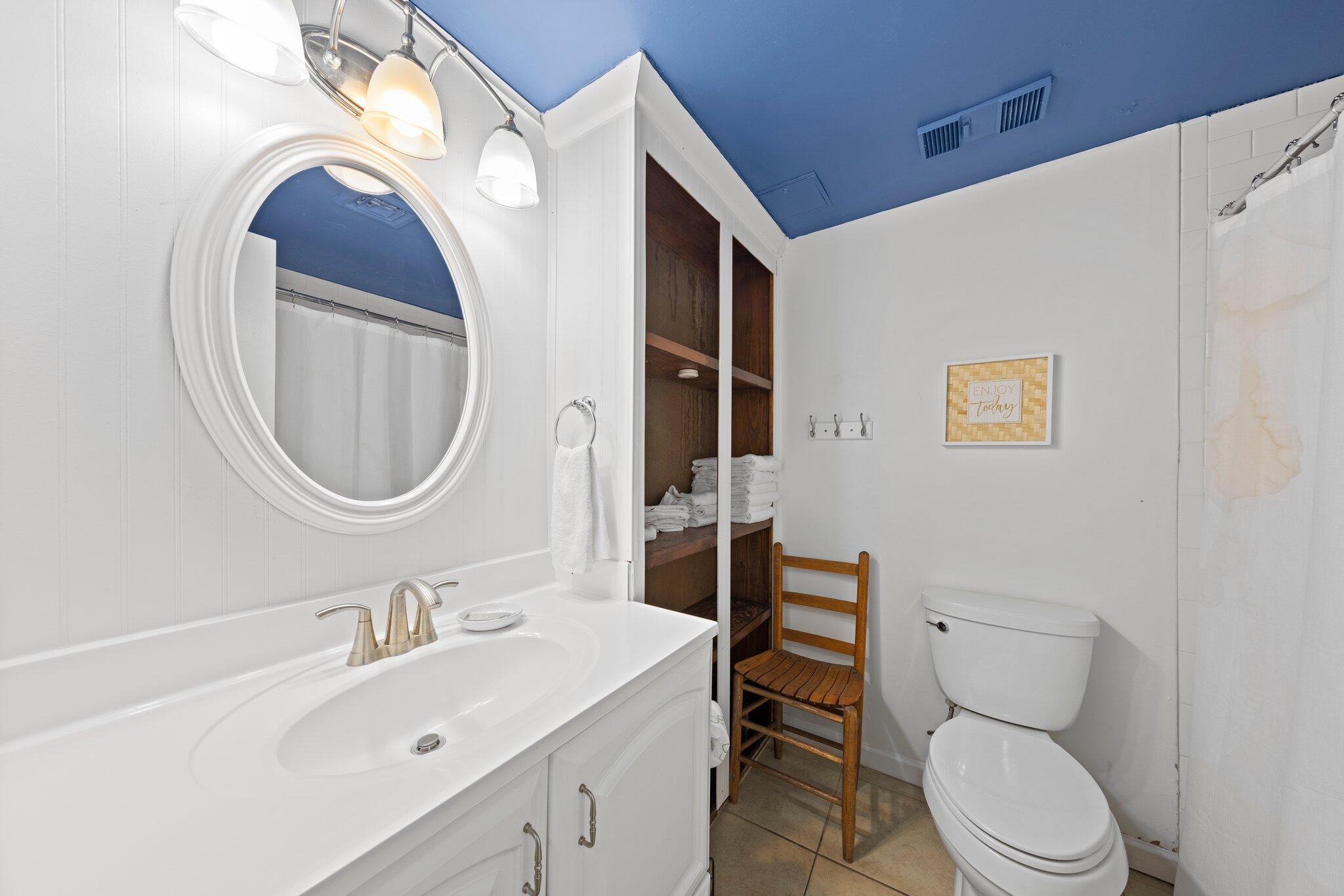 PIRATES BAY PH 1 - Residential