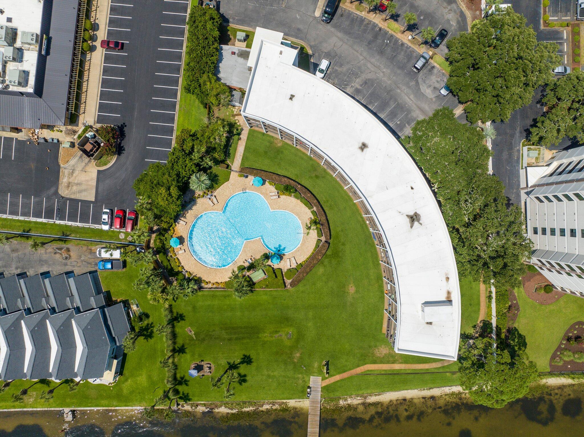 PIRATES BAY PH 1 - Residential