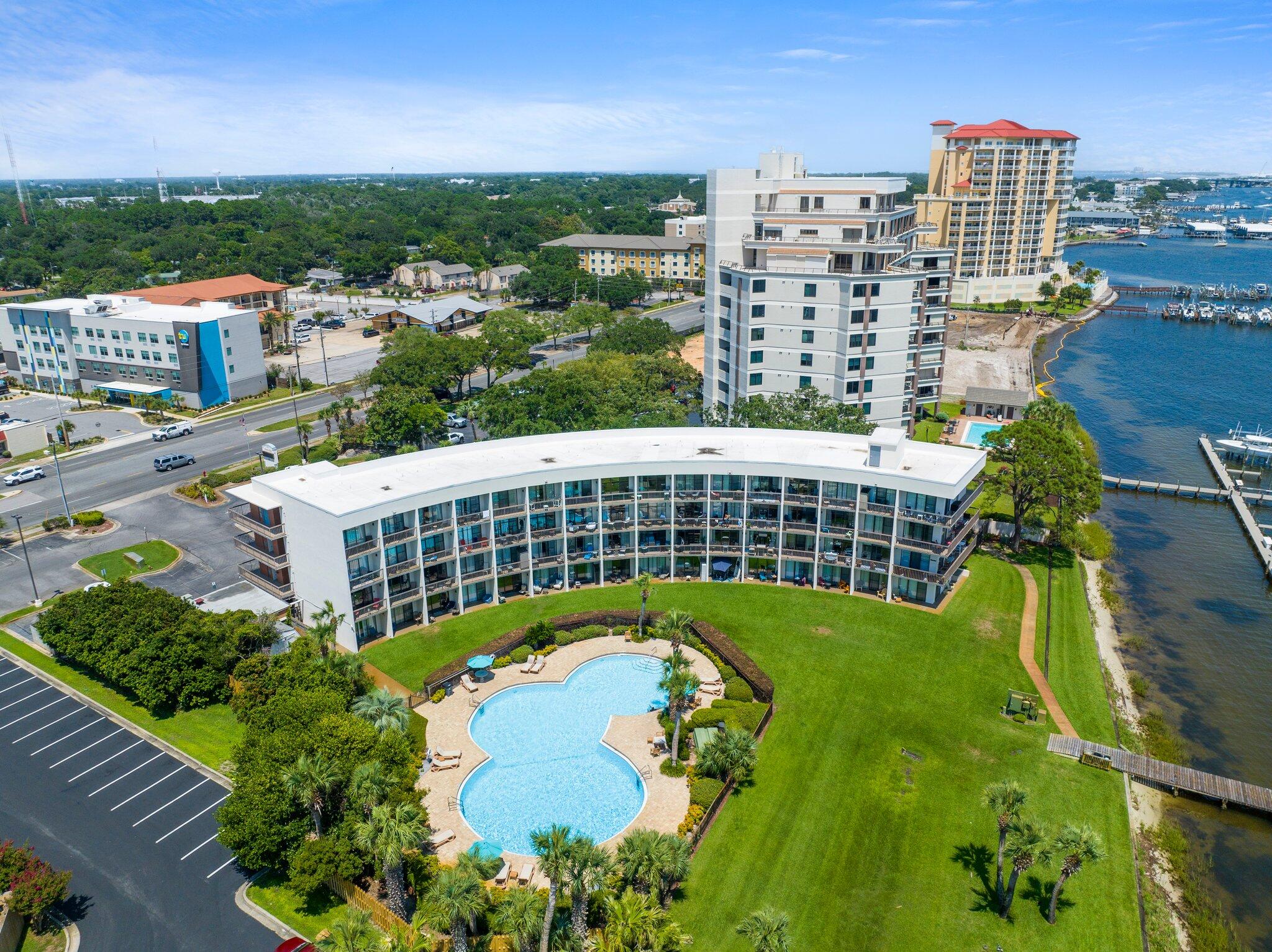 PIRATES BAY PH 1 - Residential