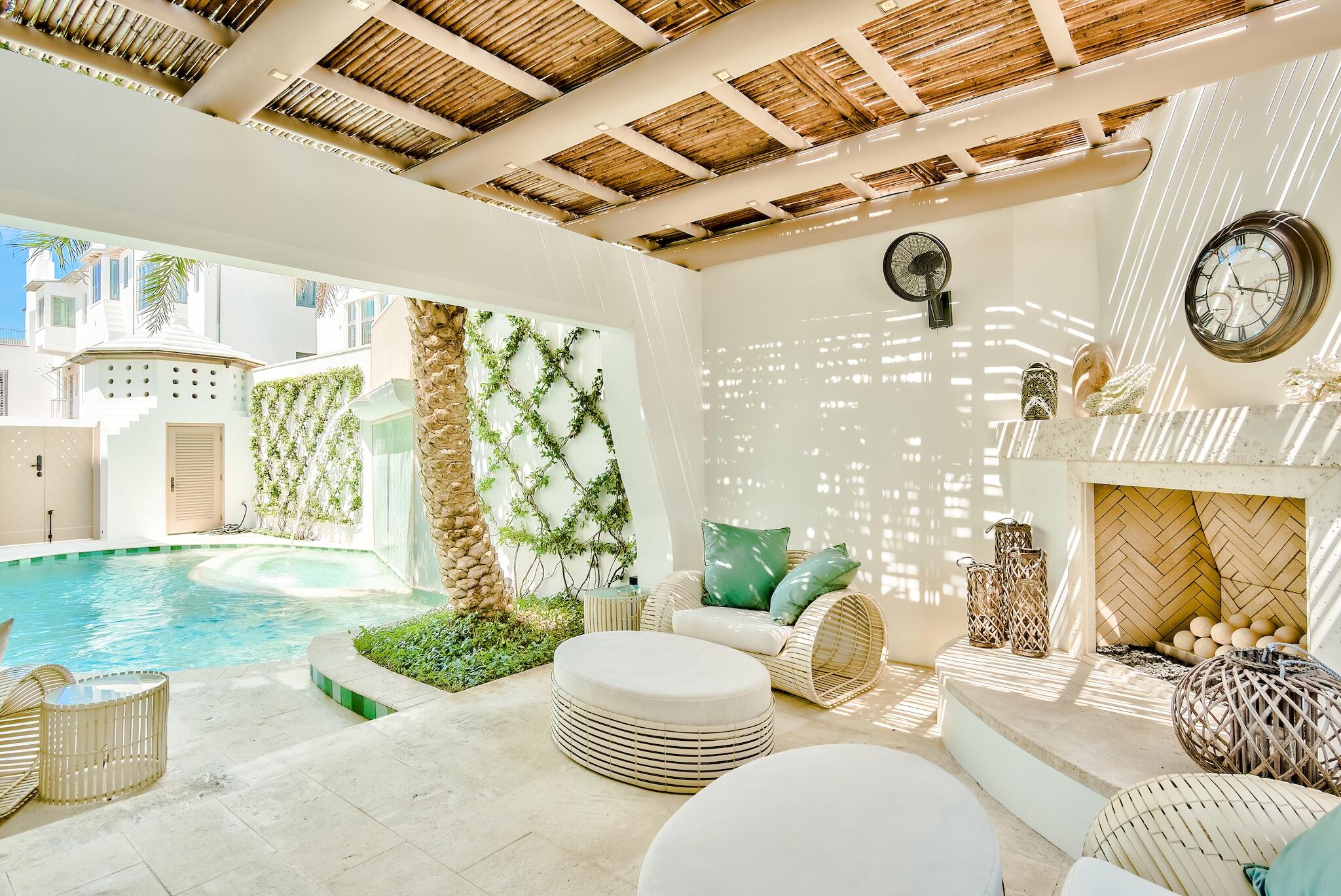 ALYS BEACH - Residential