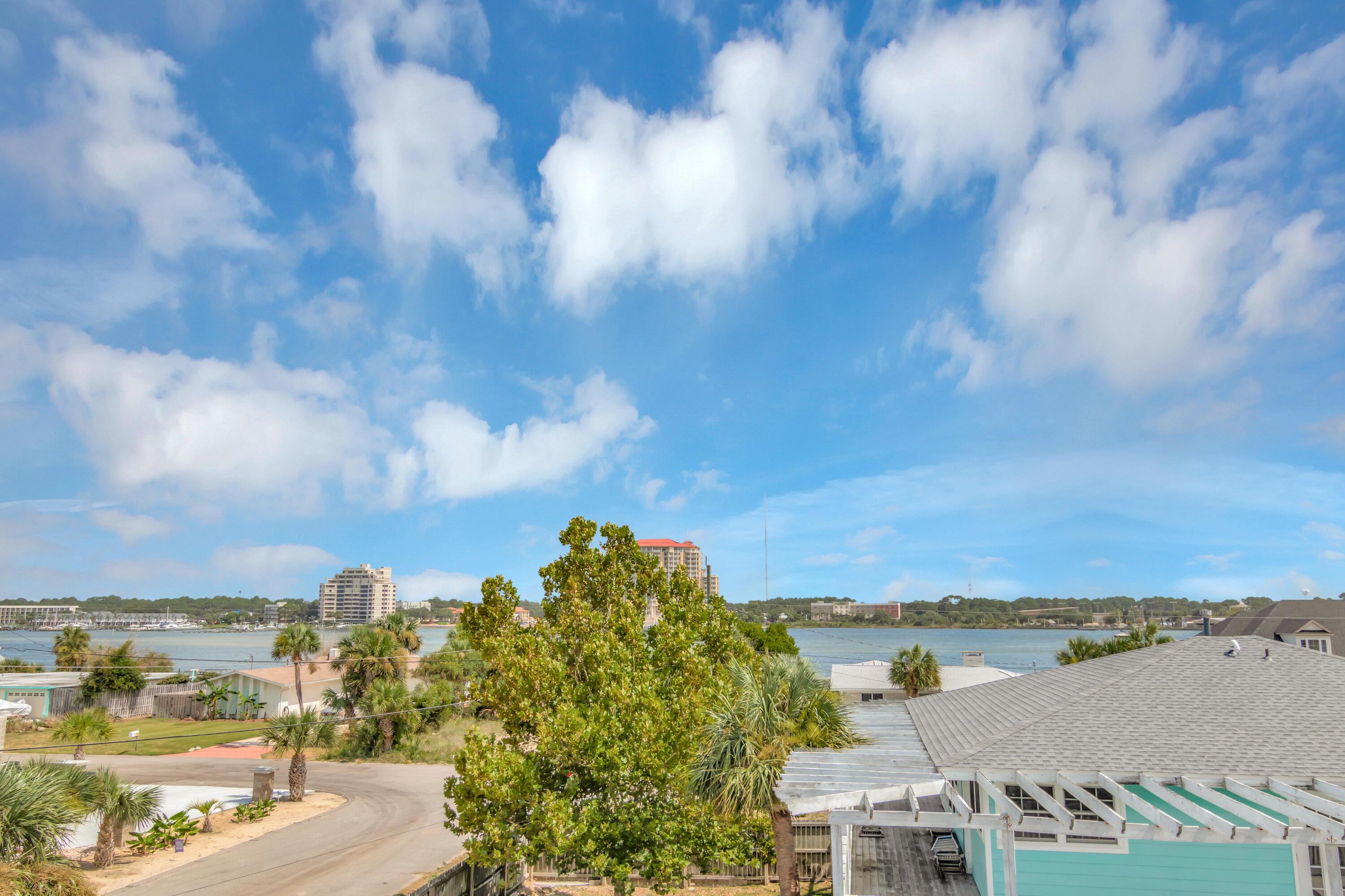 SANTA ROSA ISLAND - Residential