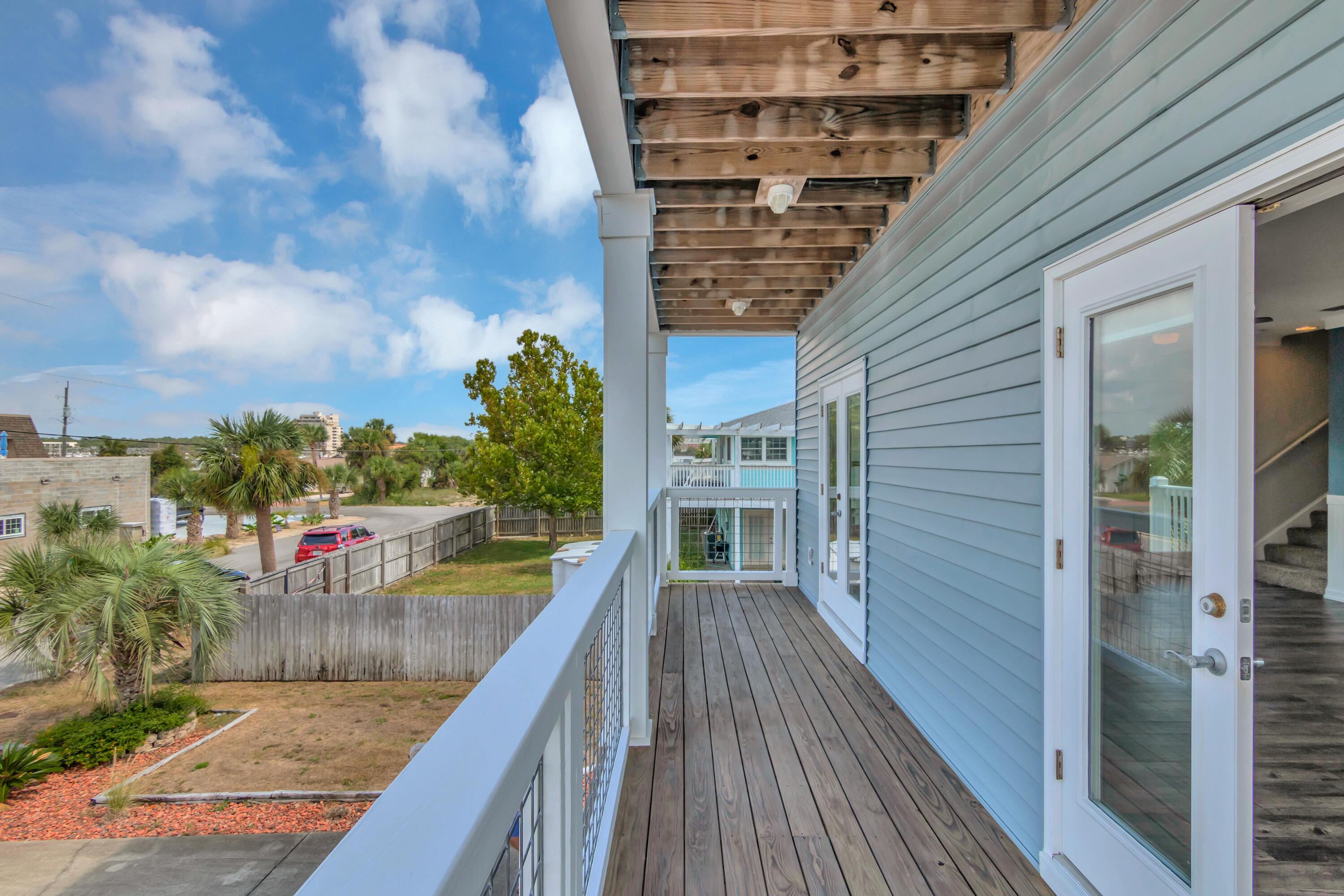 SANTA ROSA ISLAND - Residential