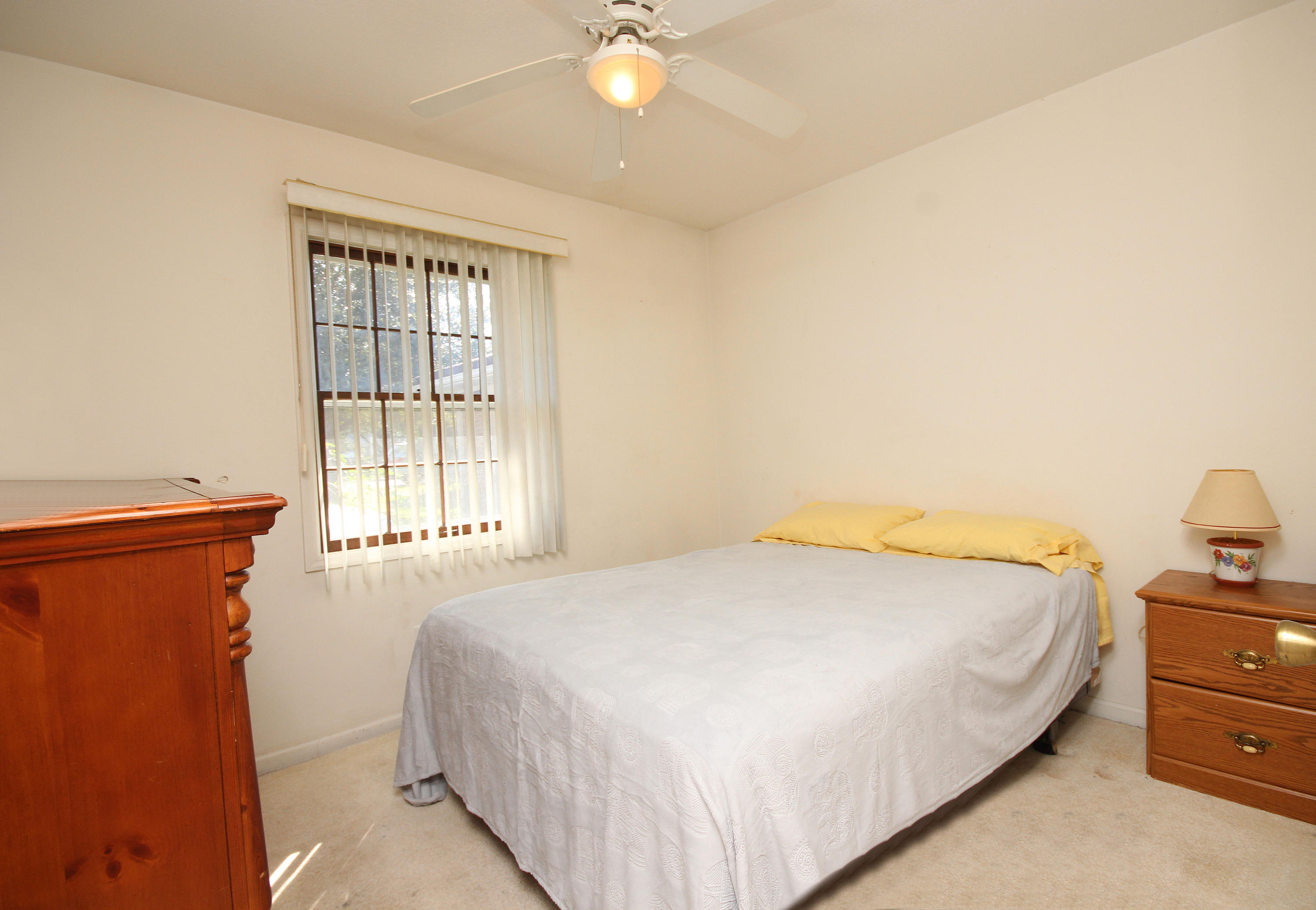 SUNSET BEACH S/D W1/2 OF LOTS 1-3 BLK F - Residential