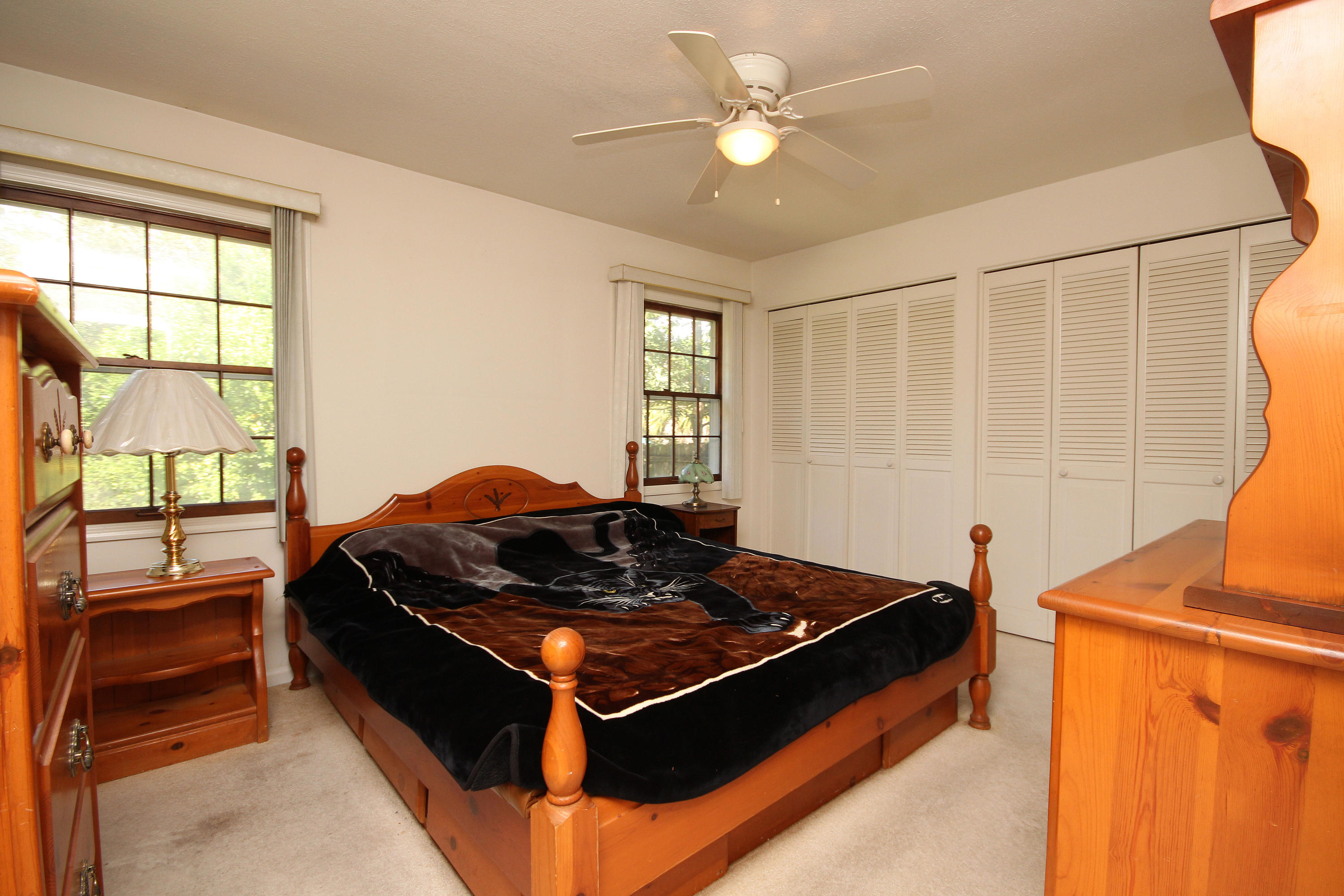 SUNSET BEACH S/D W1/2 OF LOTS 1-3 BLK F - Residential