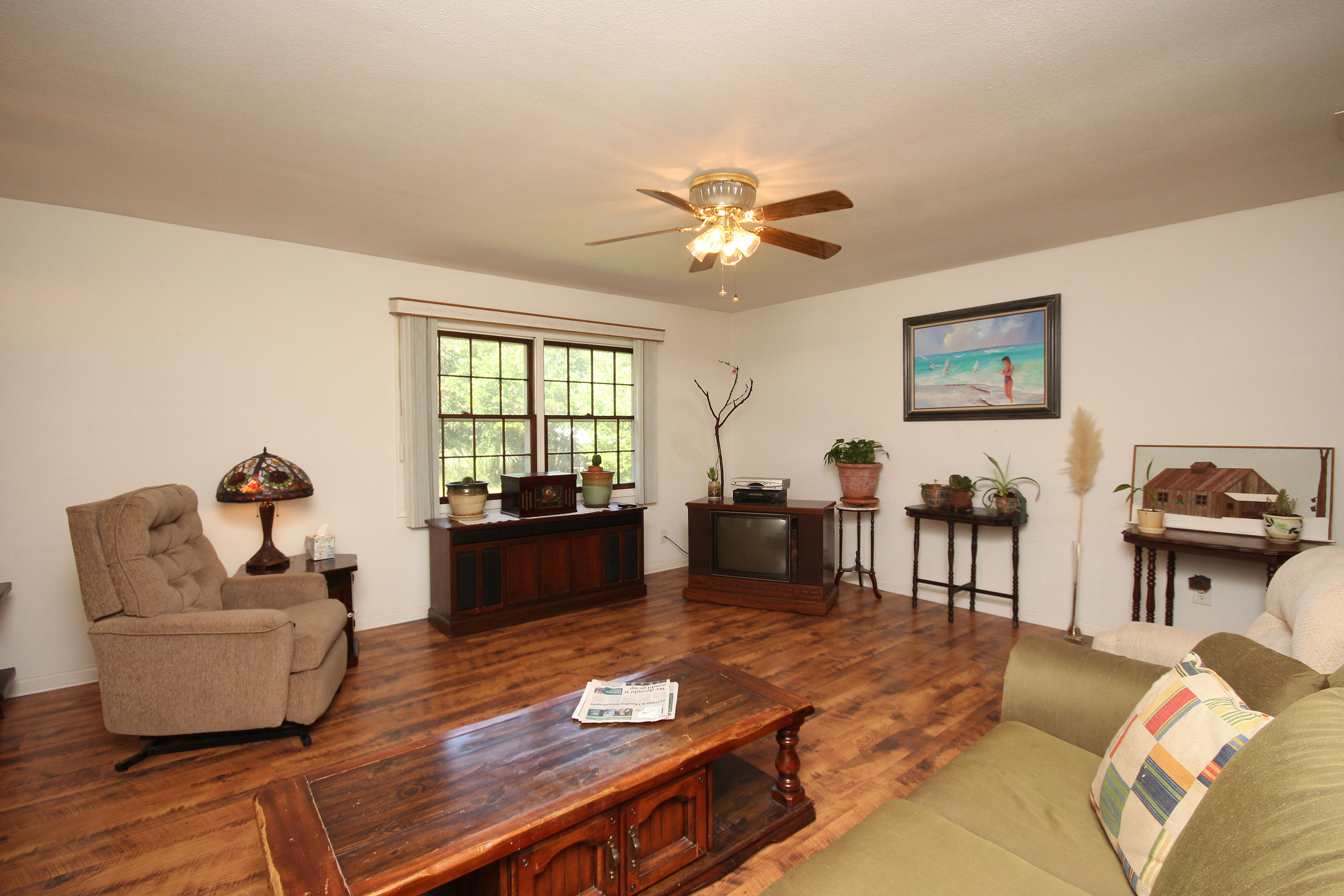 SUNSET BEACH S/D W1/2 OF LOTS 1-3 BLK F - Residential