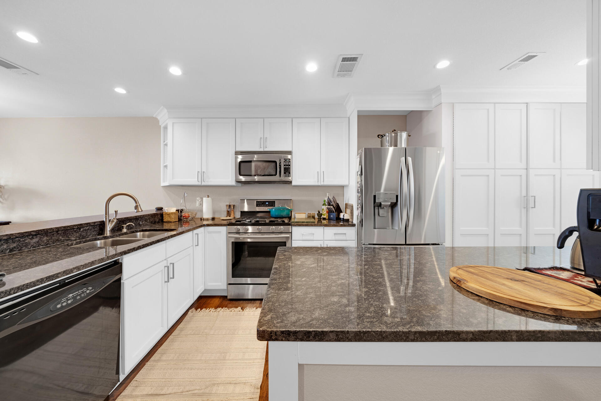 SNUG HARBOR - Residential Lease