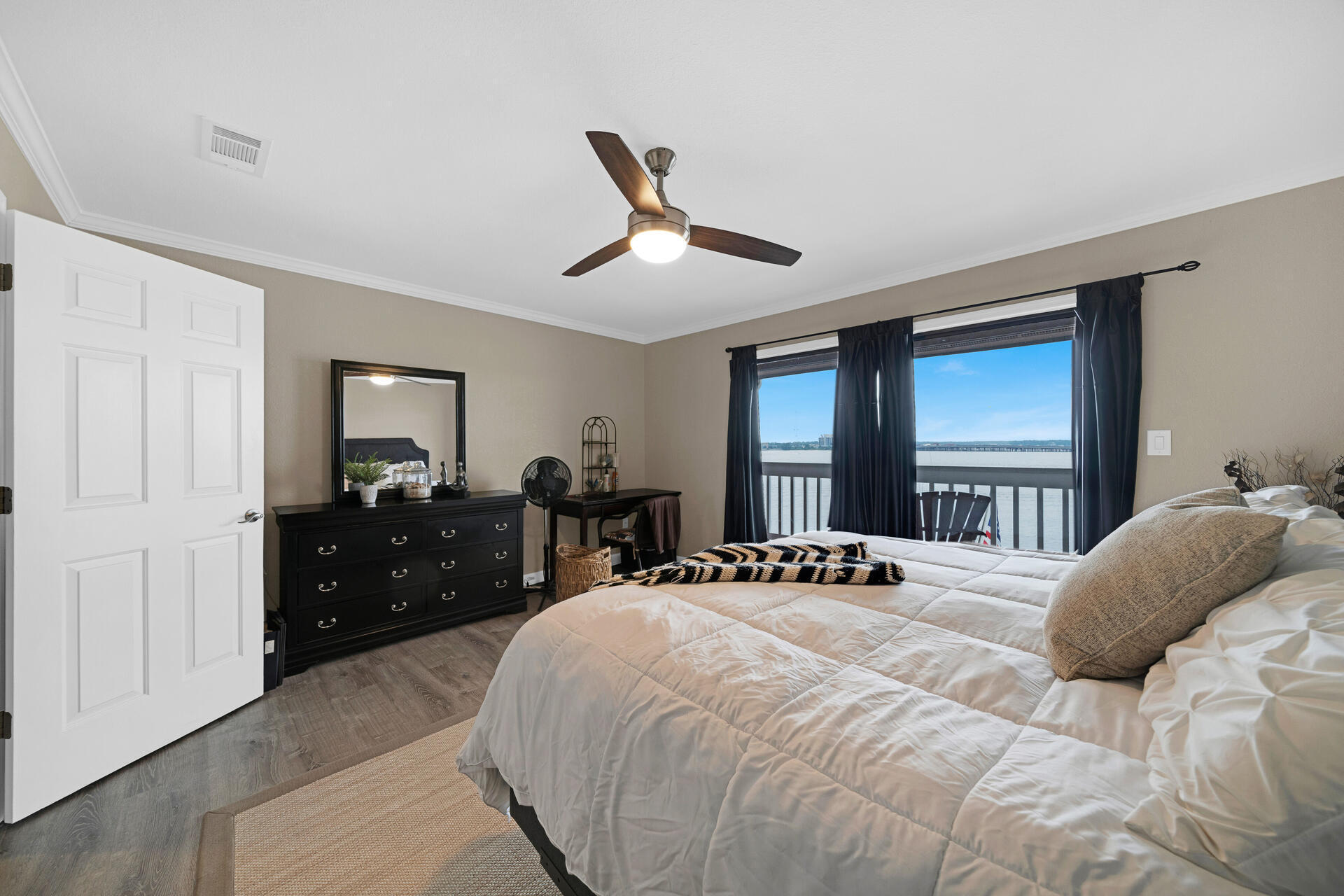 SNUG HARBOR - Residential Lease