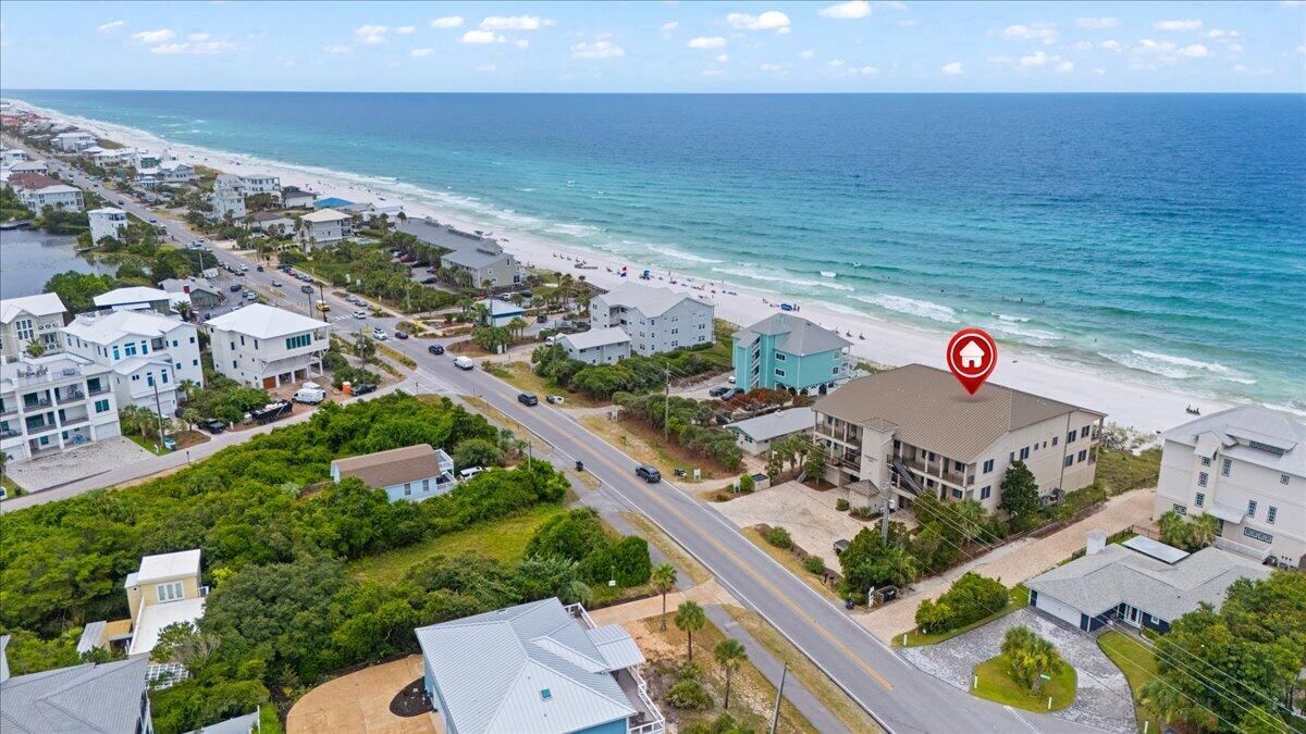 JOURNEYS END CONDO - Residential