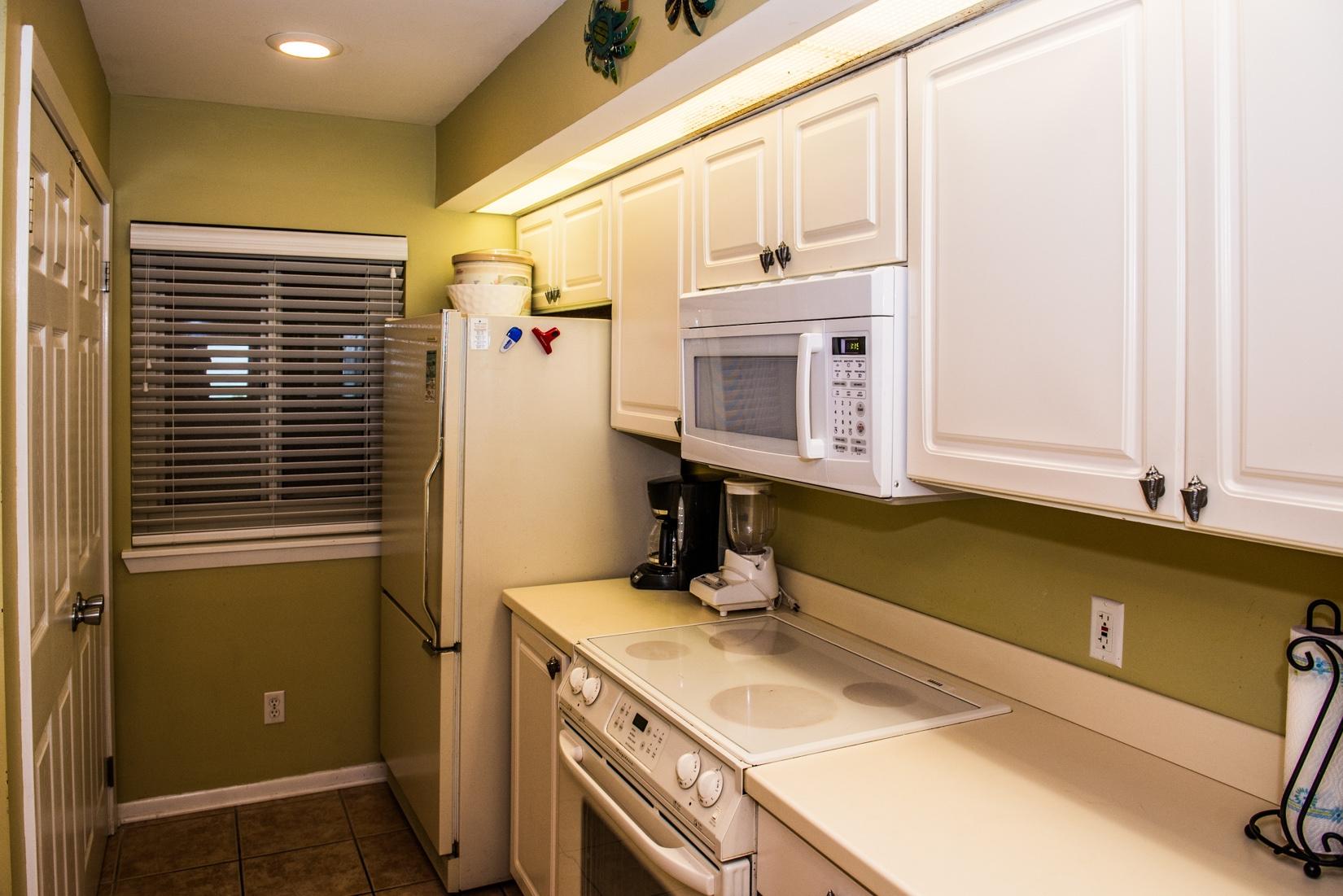 TOPS'L BEACH MANOR - Residential