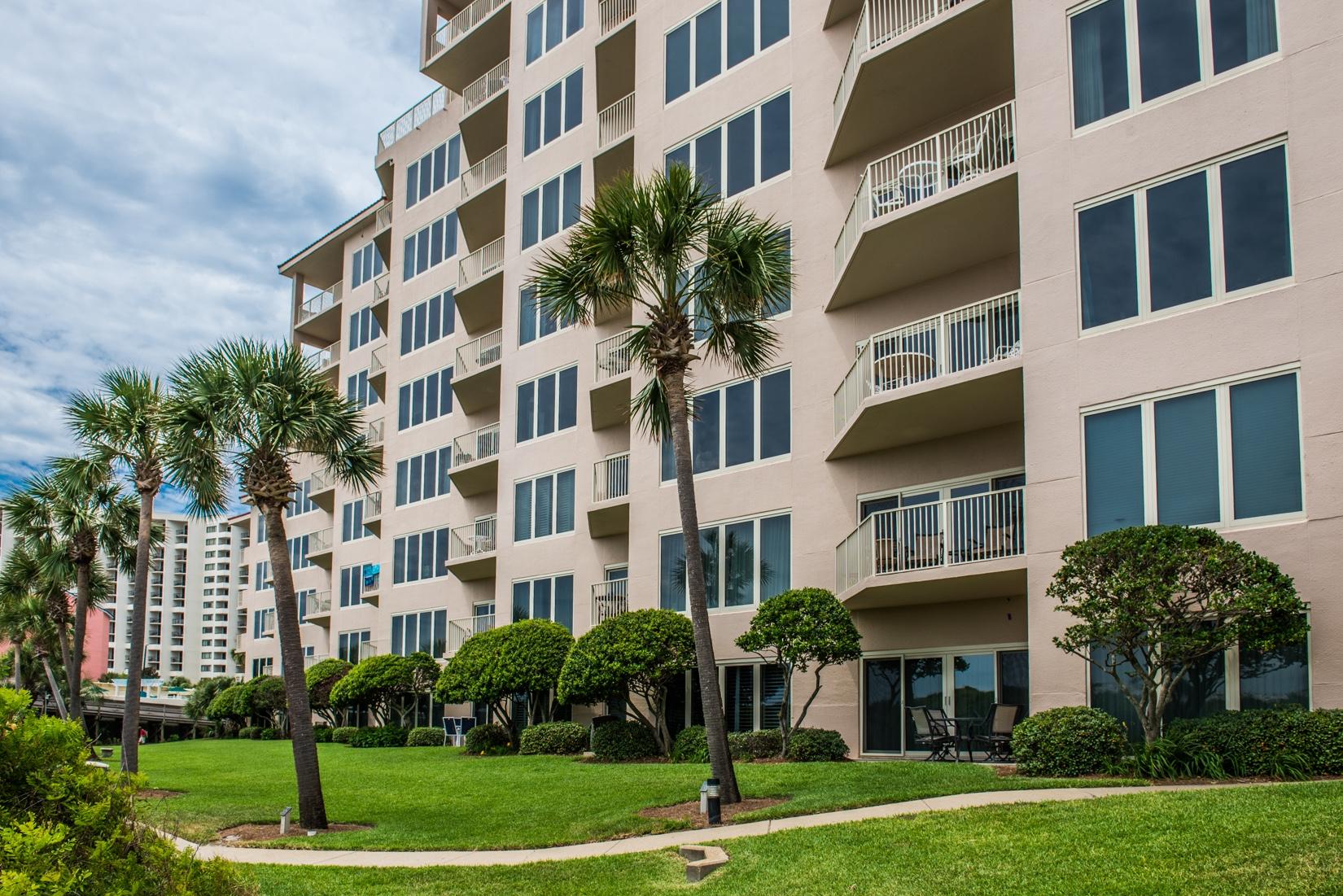 TOPS'L BEACH MANOR - Residential