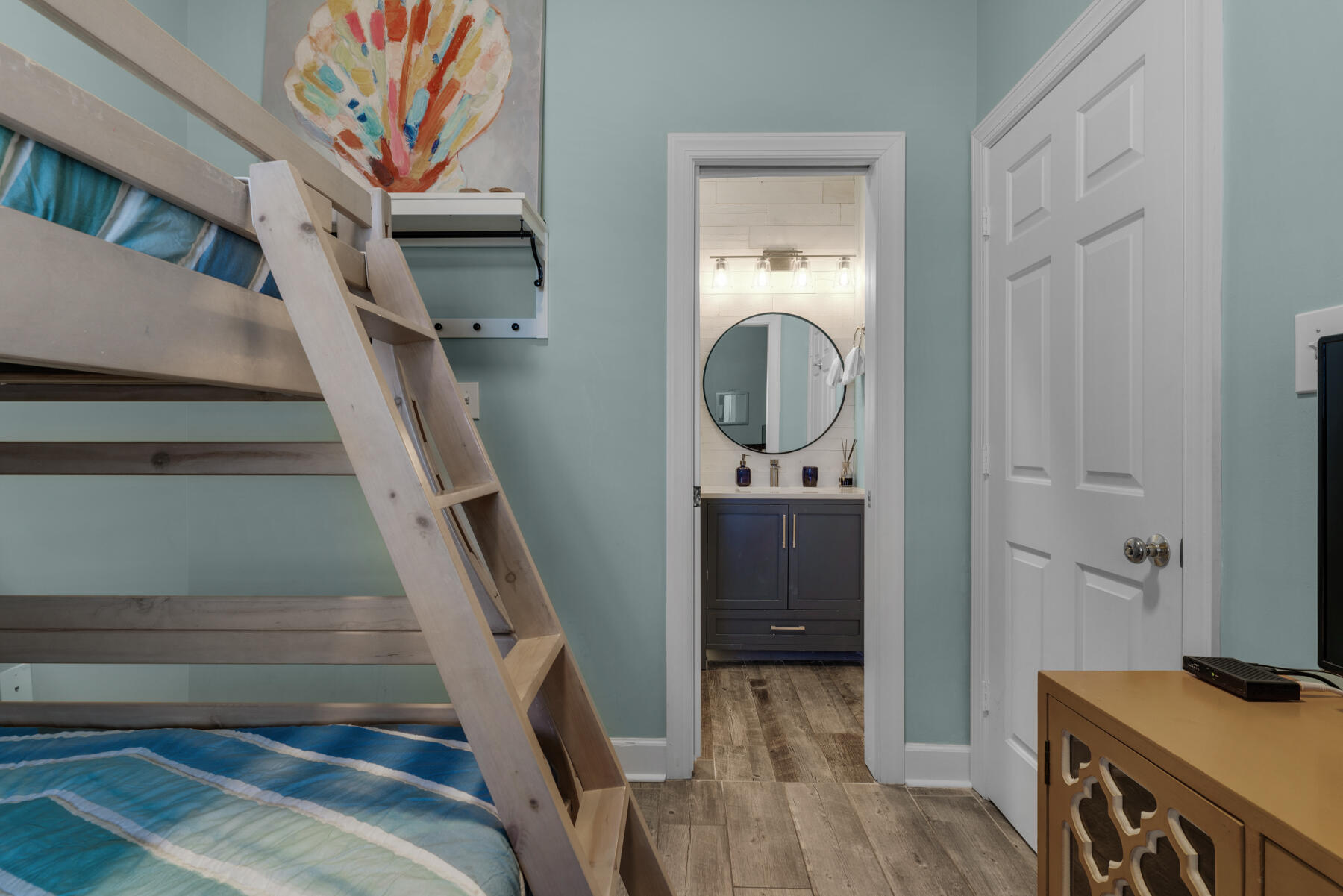 VILLAGE OF SOUTH WALTON BEACH THE - Residential