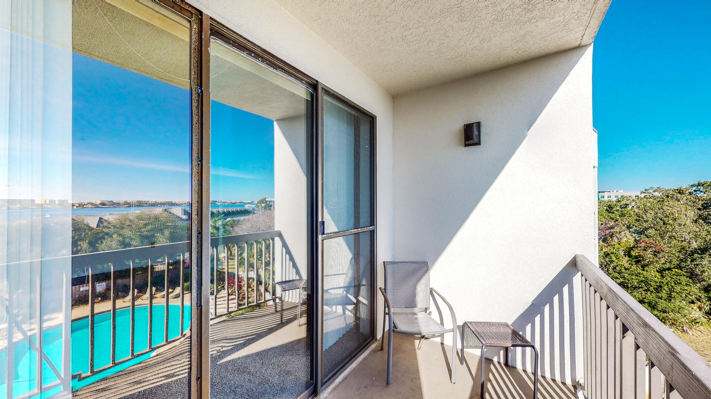 PIRATES BAY PH 1 - Residential