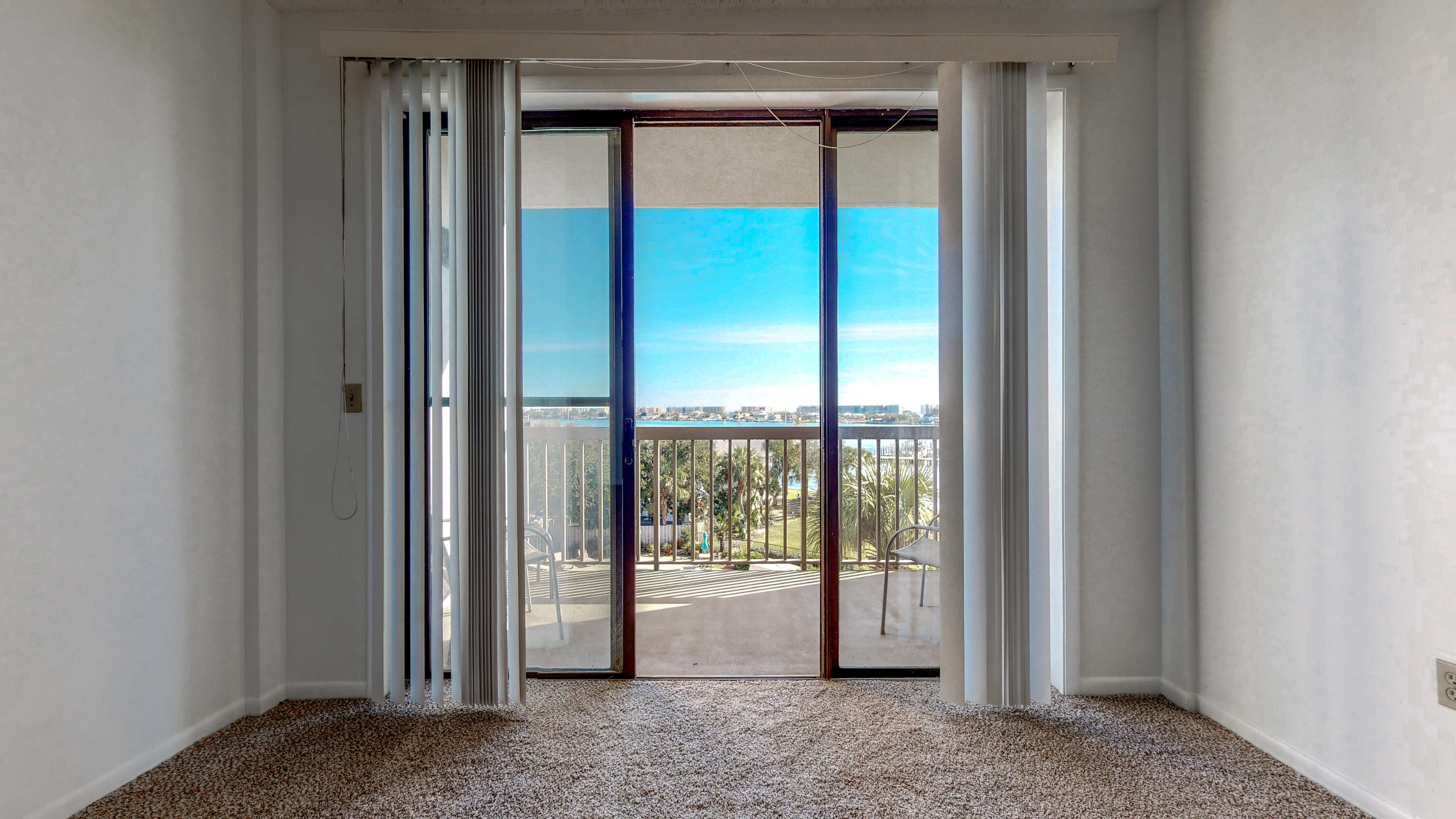 PIRATES BAY PH 1 - Residential