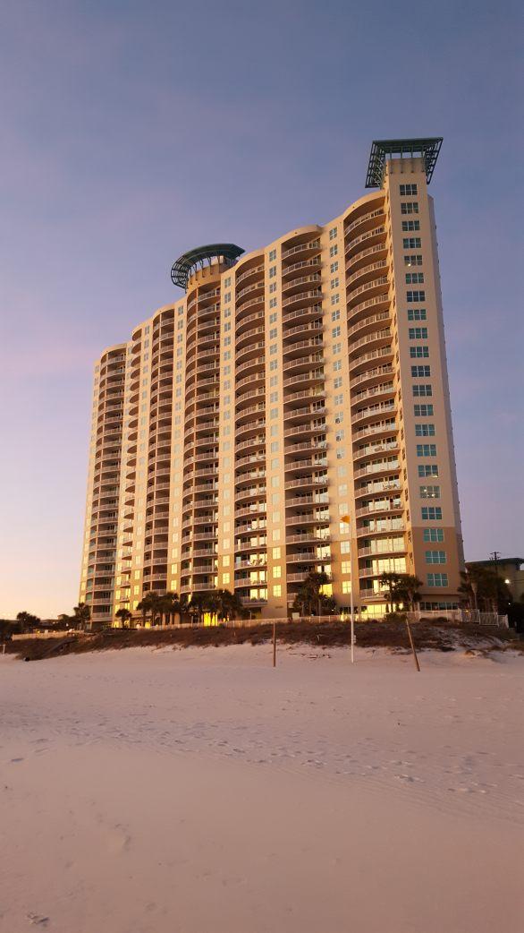 AQUA BEACHSIDE RESORT - Residential