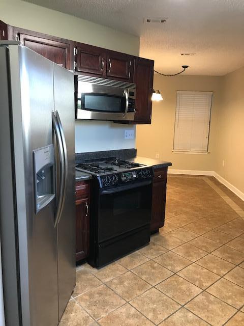 SOUTH POINTE ESTATES - Residential