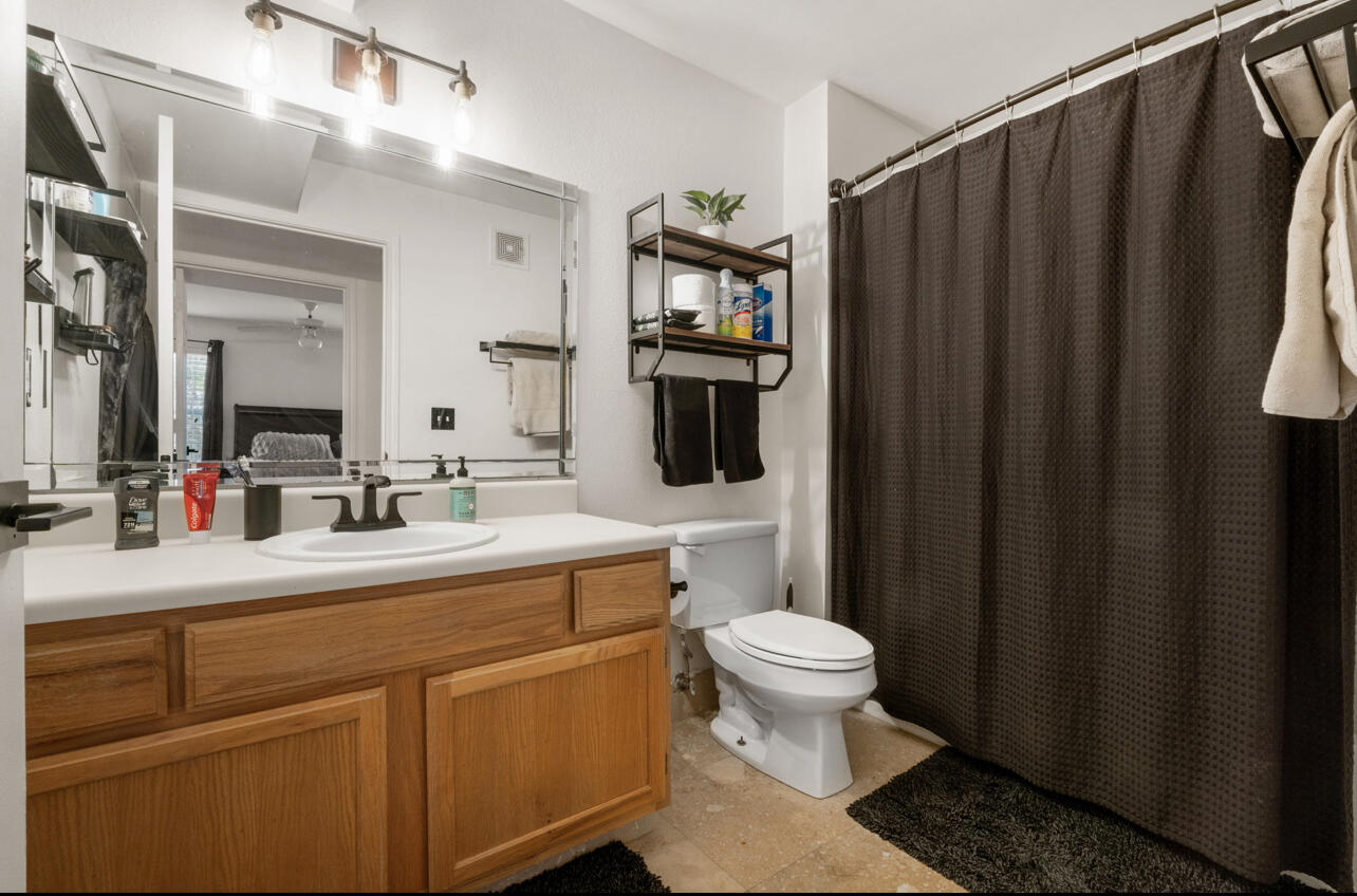 INDIAN LAKE - Residential