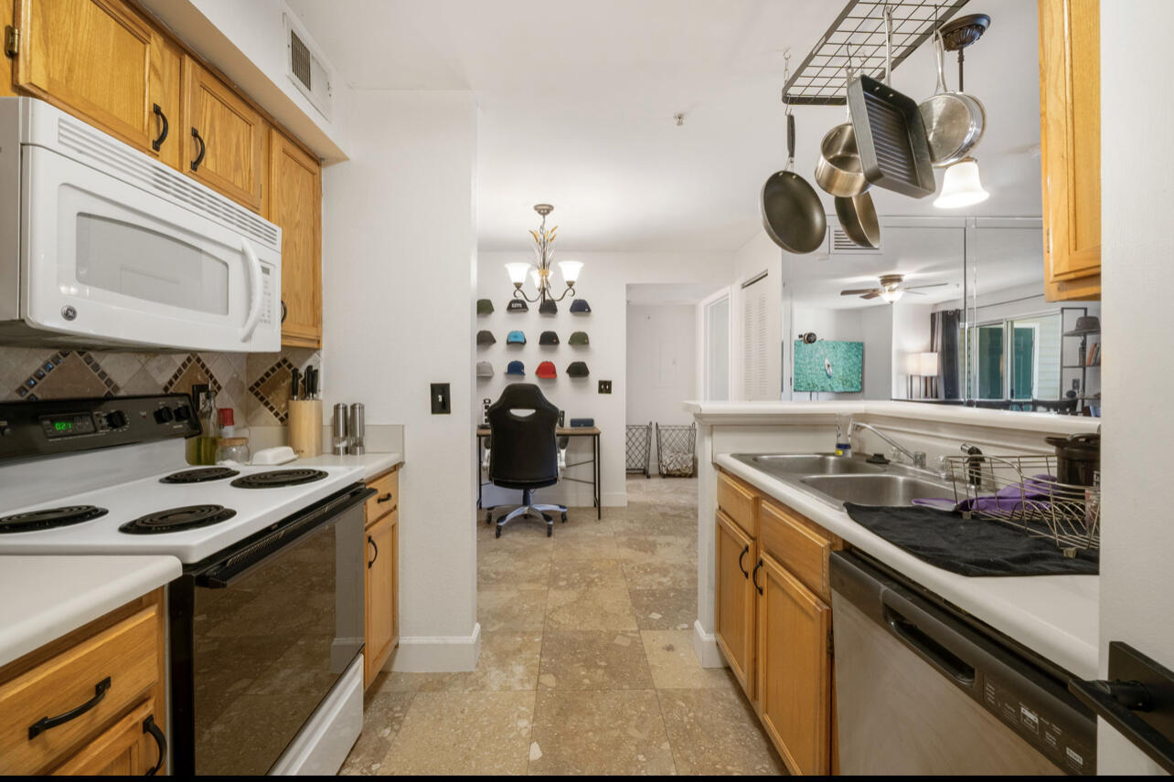 INDIAN LAKE - Residential