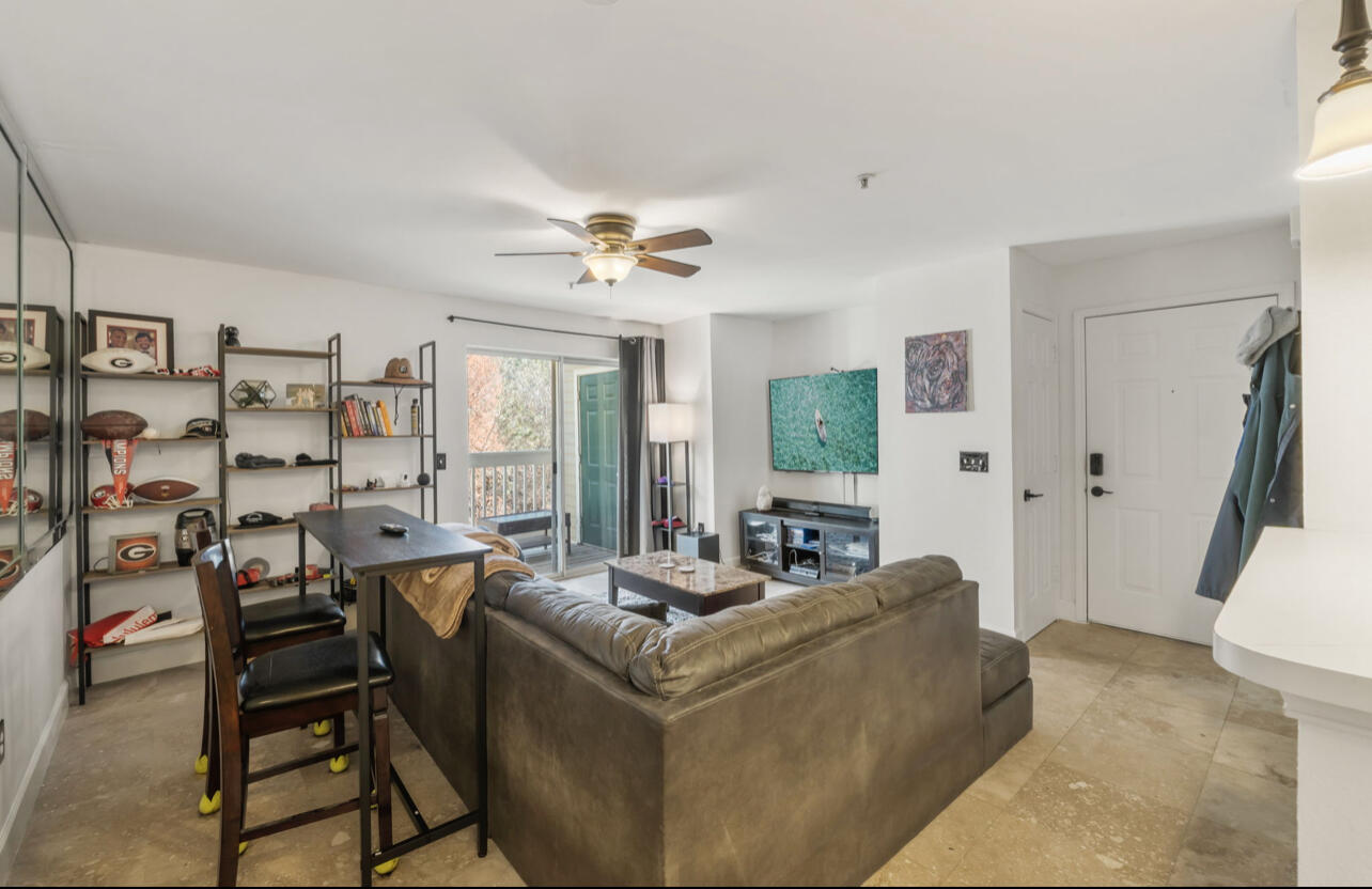 INDIAN LAKE - Residential