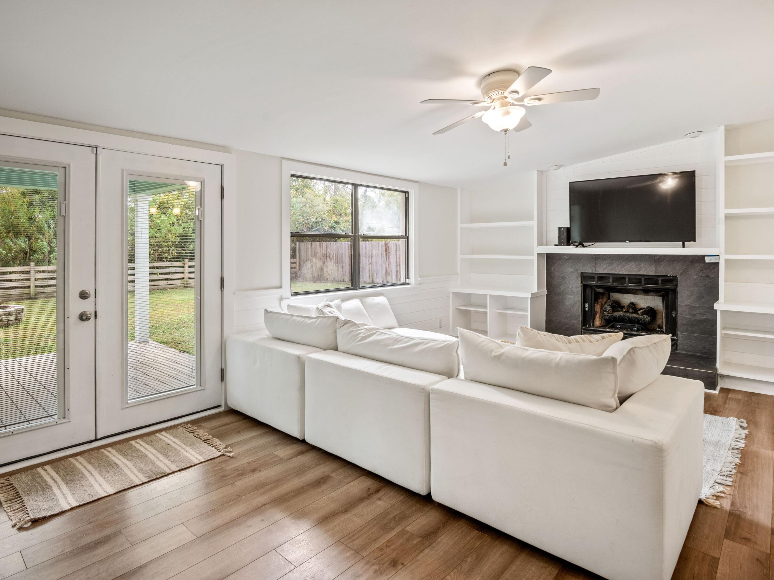 BAYOU PINES UNREC - Residential