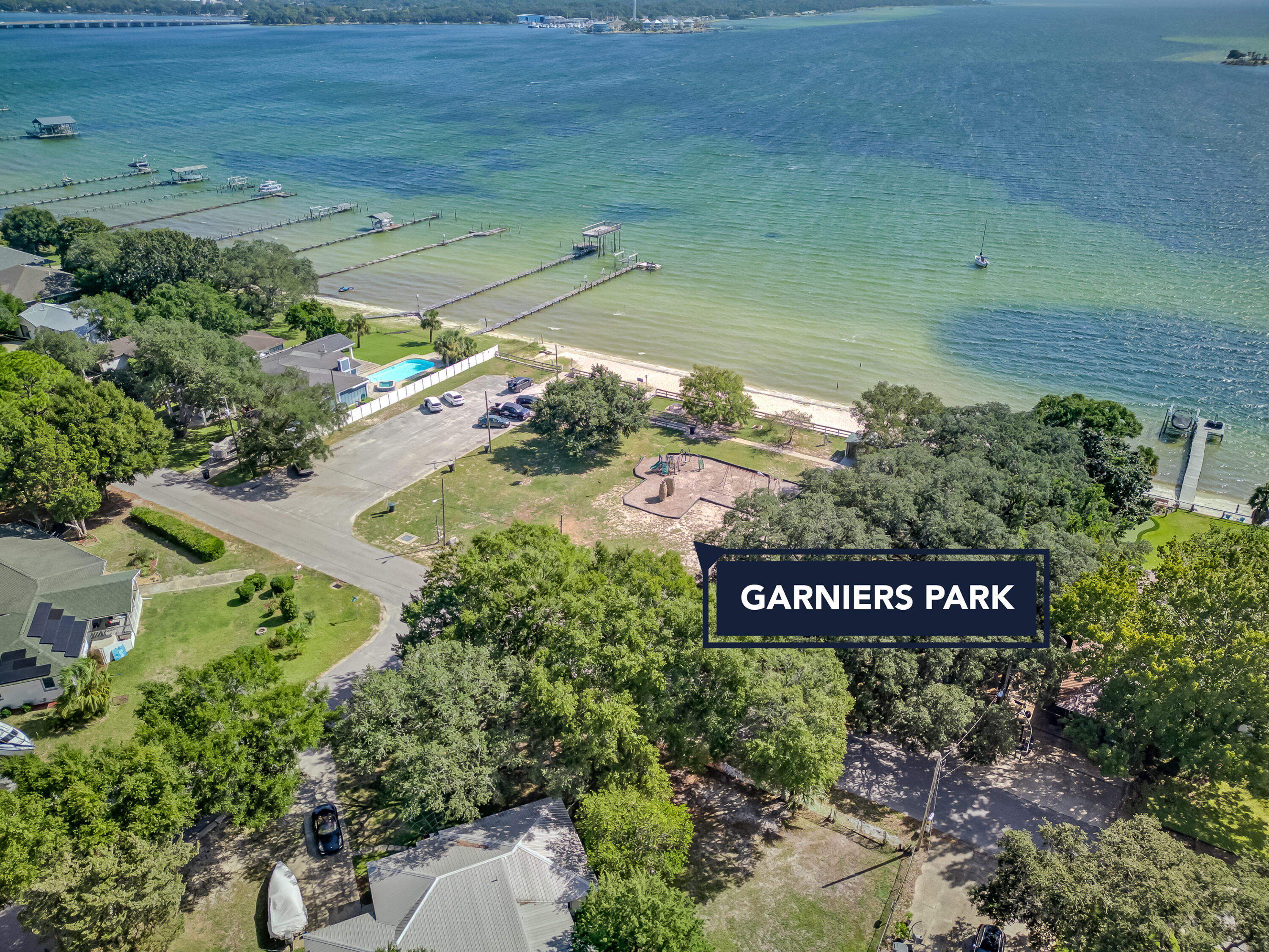 GARNIERS BEACH - Residential
