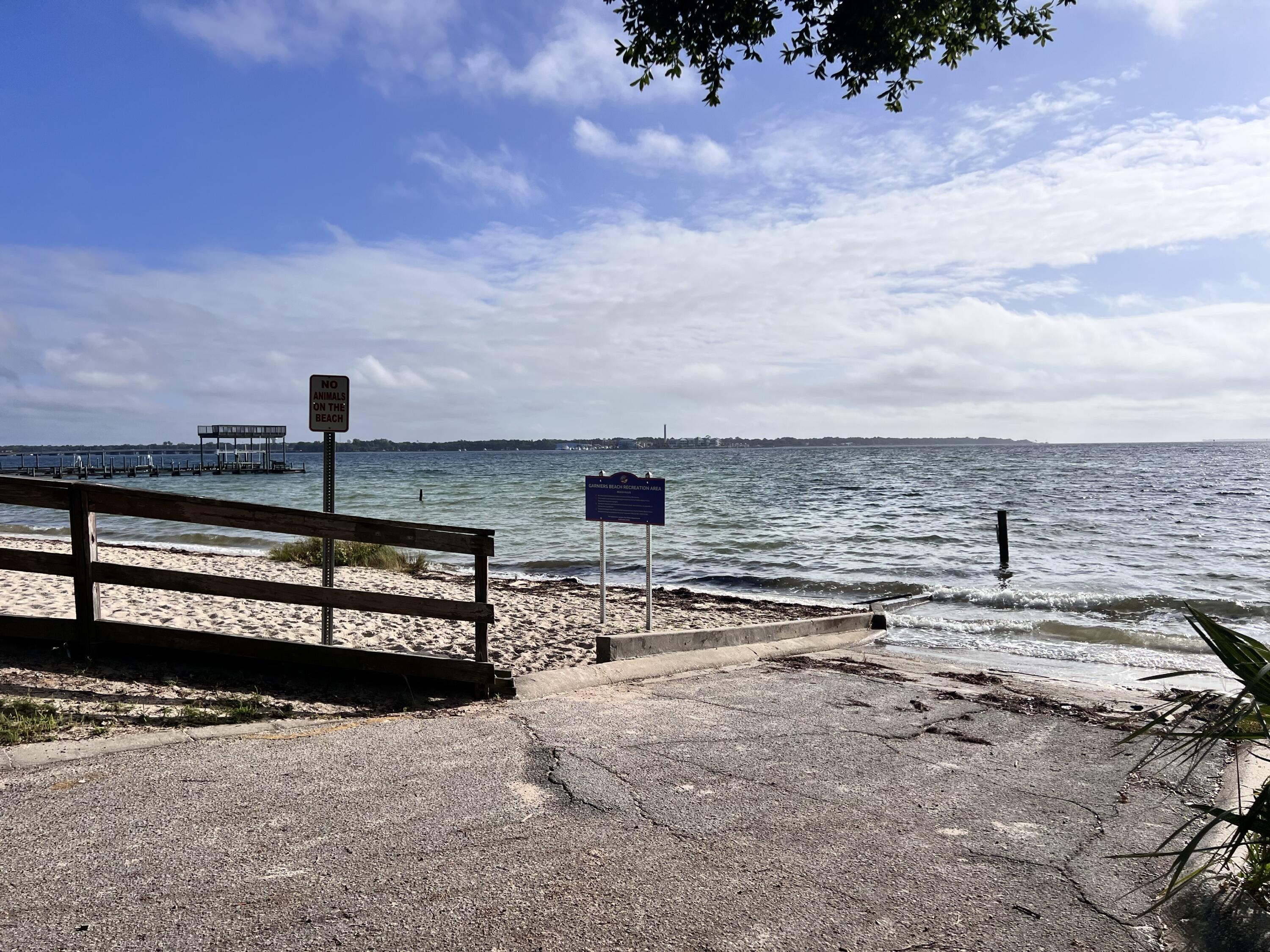 GARNIERS BEACH - Residential