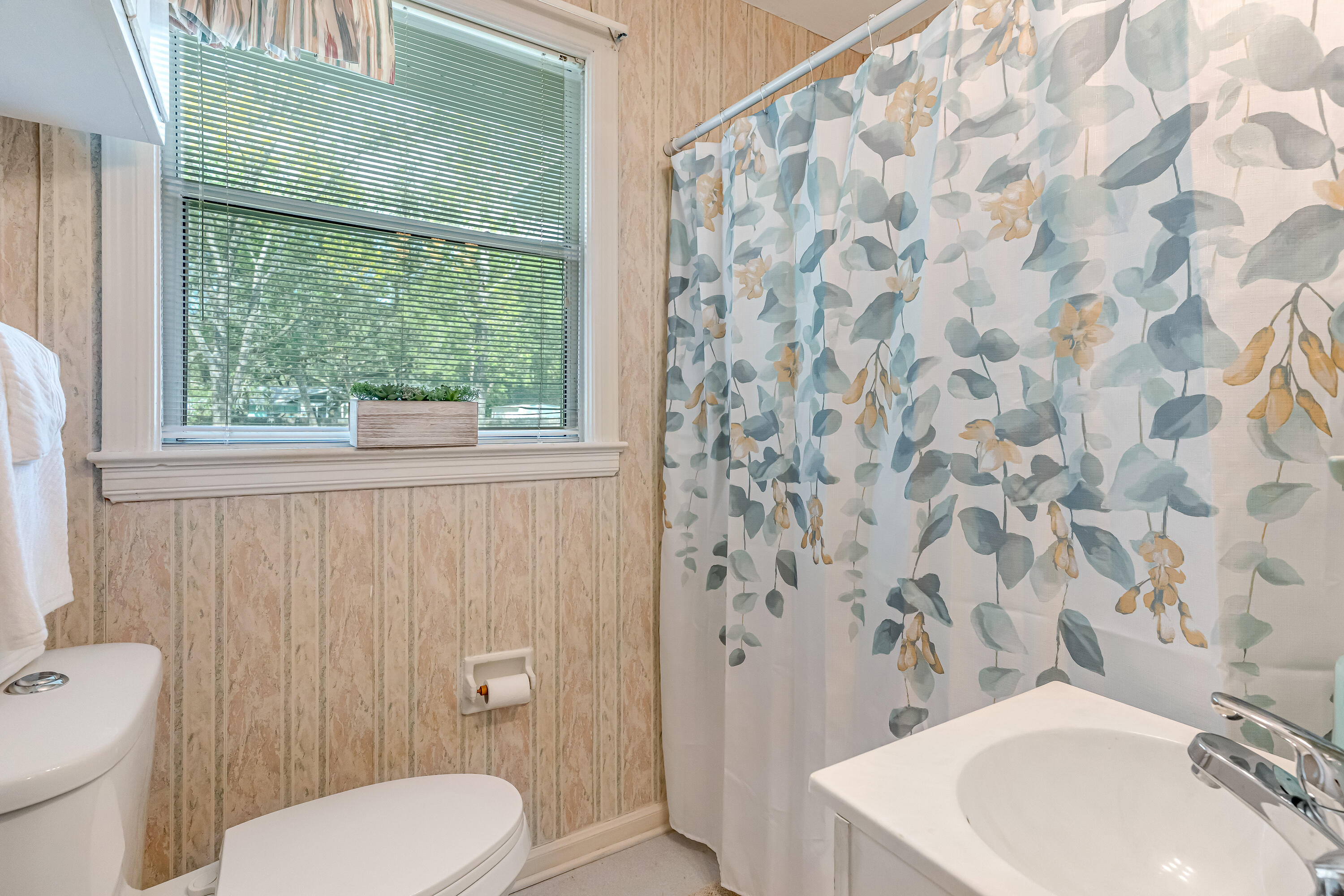 GARNIERS BEACH - Residential