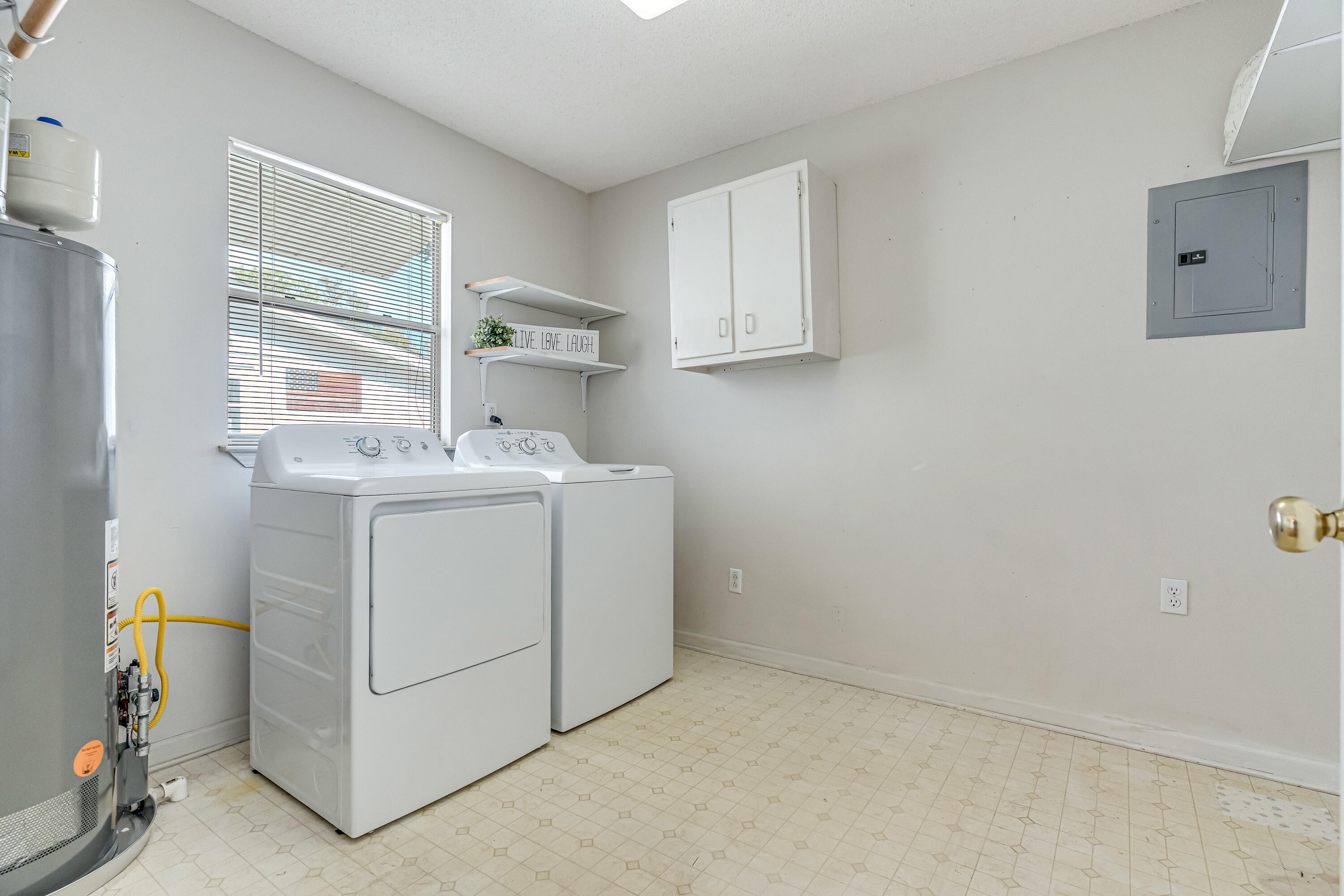 GARNIERS BEACH - Residential