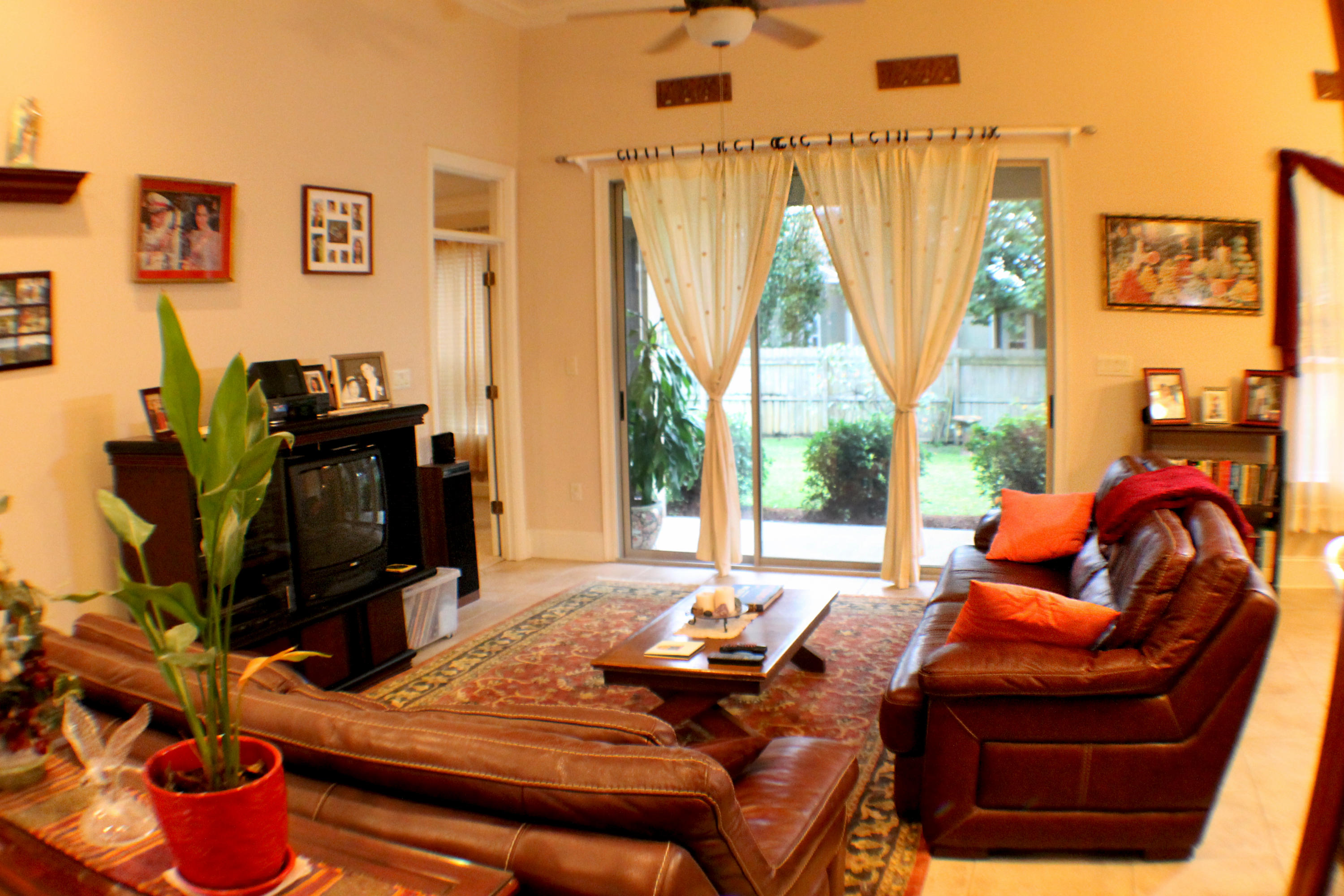 HOLIDAY SHORES ESTATES - Residential