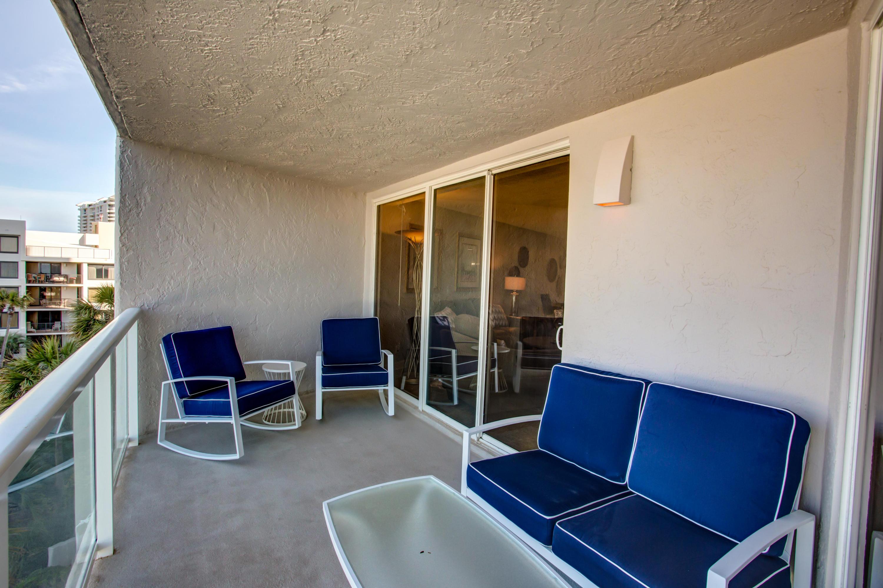 BEACHSIDE TWO - Residential