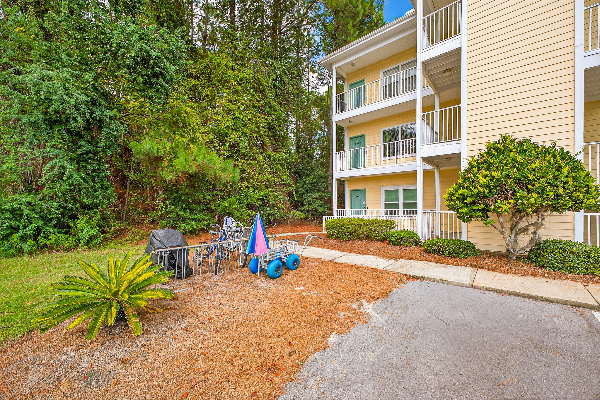 POINTE OF VIEW CONDO - Residential