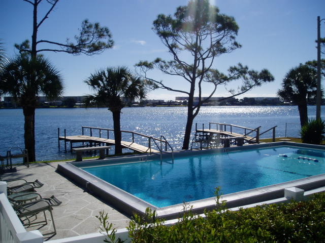 CASA DEL MAR - Residential Lease
