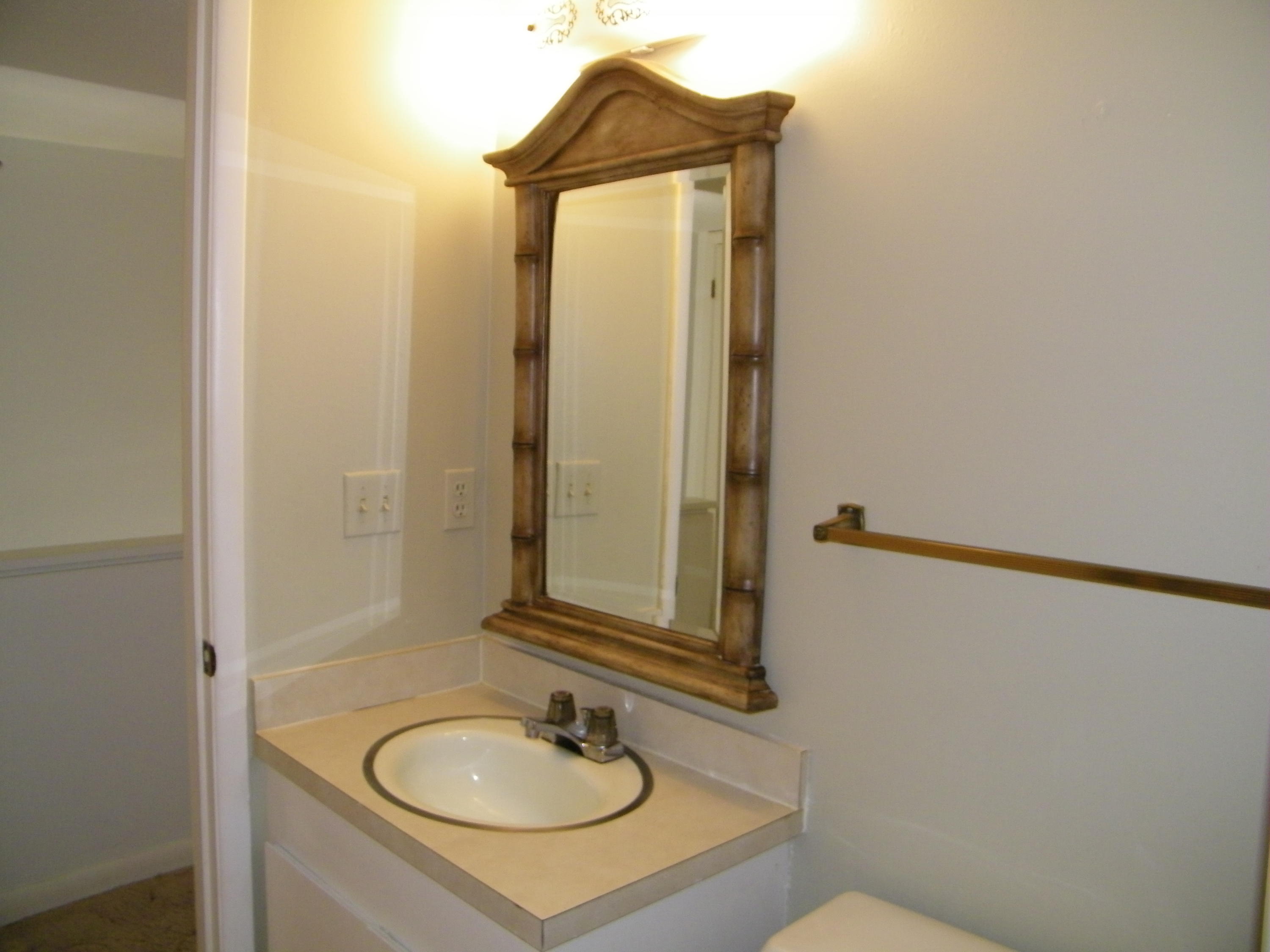 CASA DEL MAR - Residential Lease