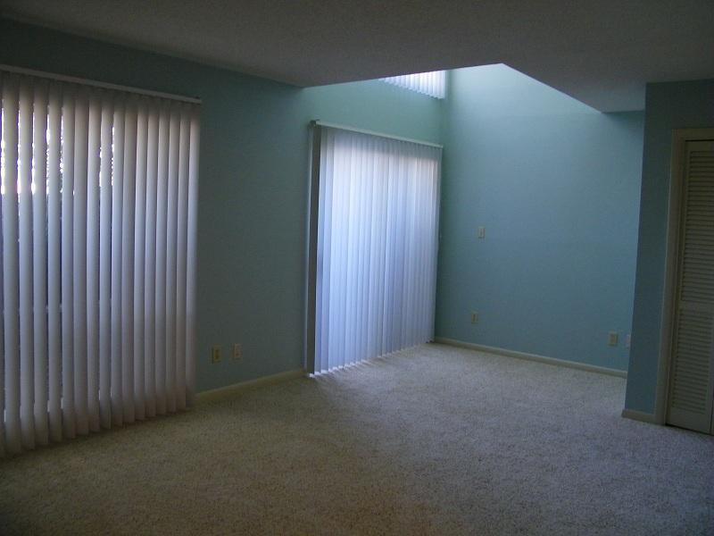 CASA DEL MAR - Residential Lease