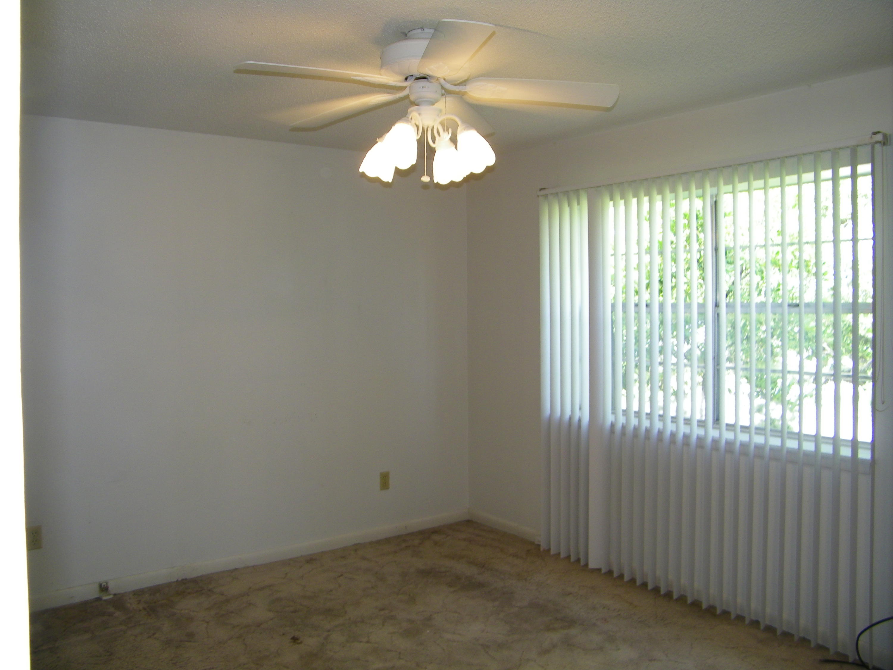 CASA DEL MAR - Residential Lease