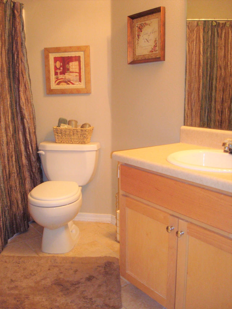 HOLLEY BY THE SEA - Residential