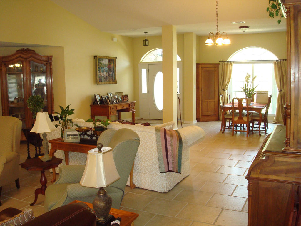 HOLLEY BY THE SEA - Residential