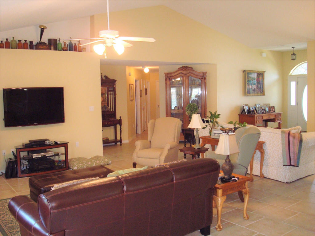 HOLLEY BY THE SEA - Residential