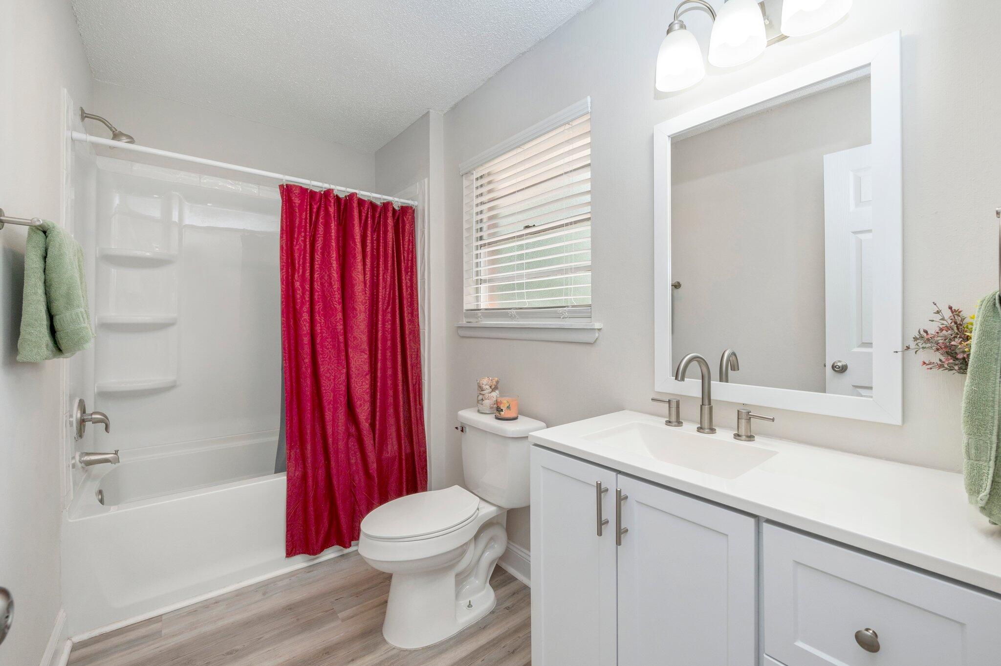 ADAMS POWELL EAST - Residential