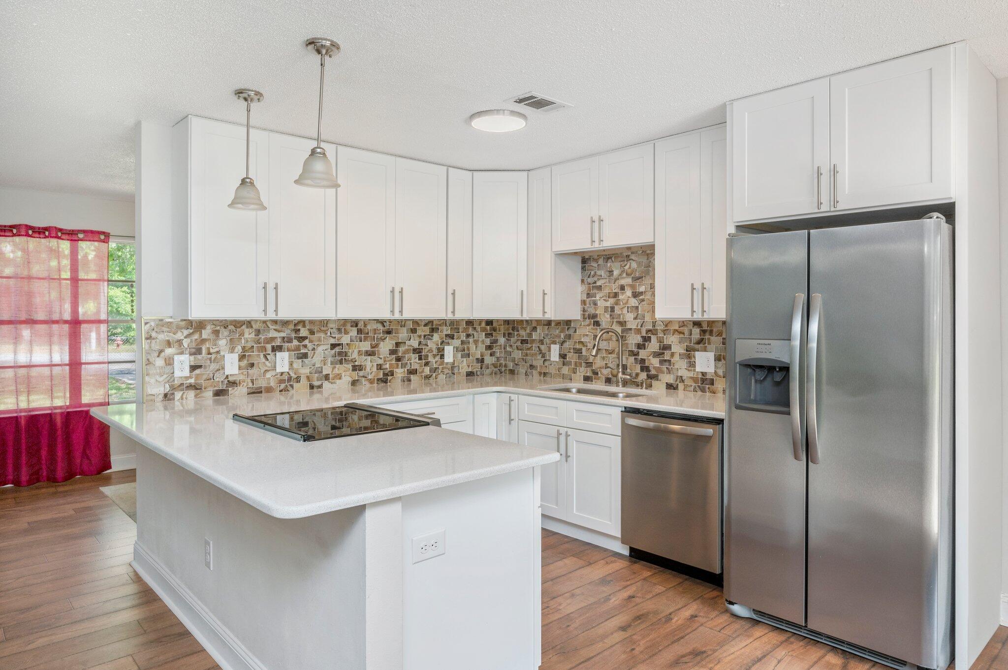 ADAMS POWELL EAST - Residential