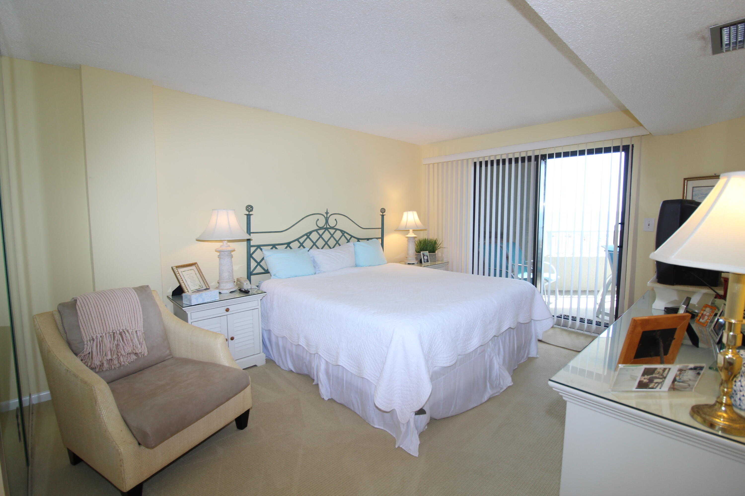 INLET REEF CLUB CONDO - Residential