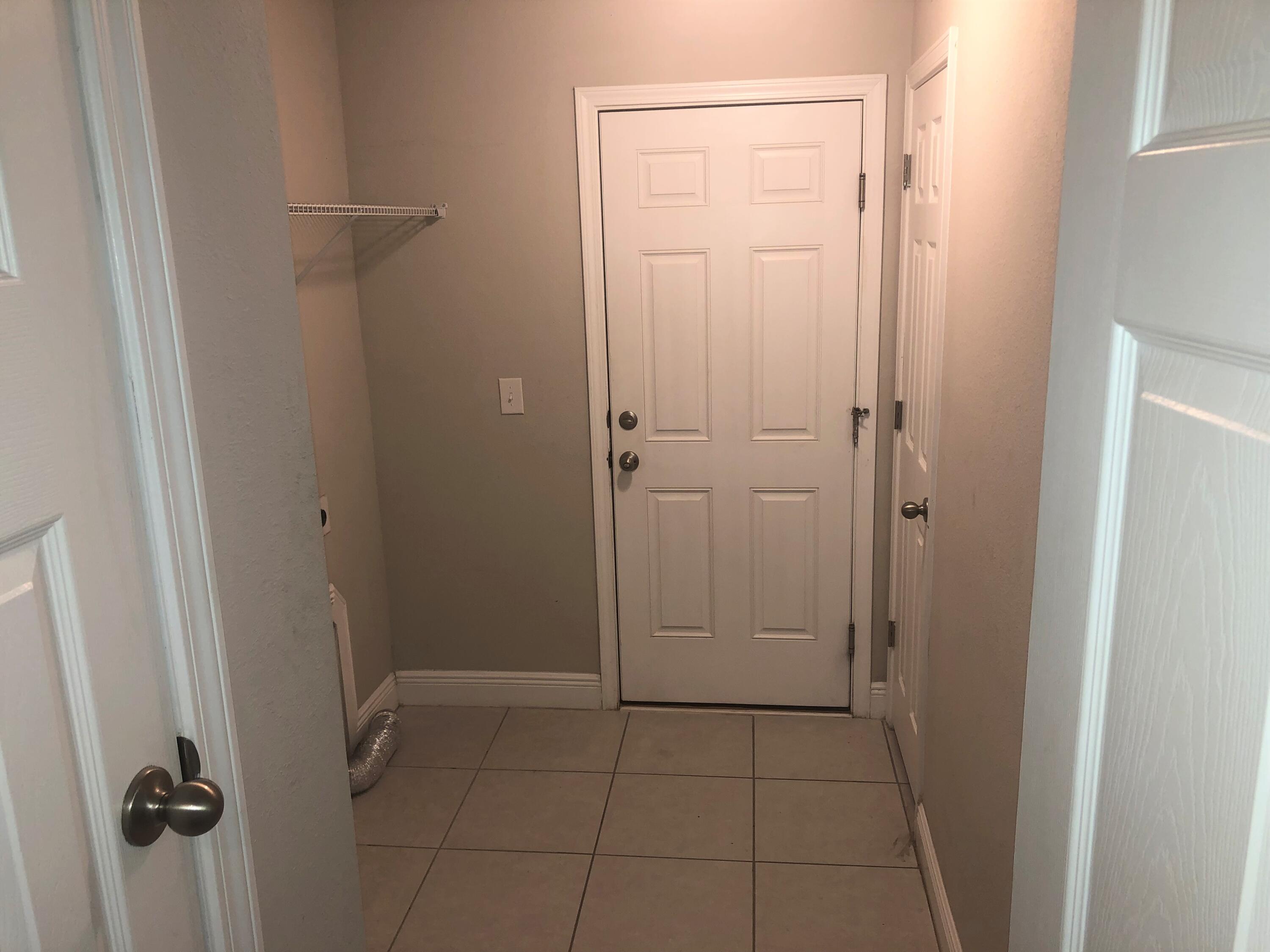 MAGNOLIA LAKE ESTATES PH 2 - Residential