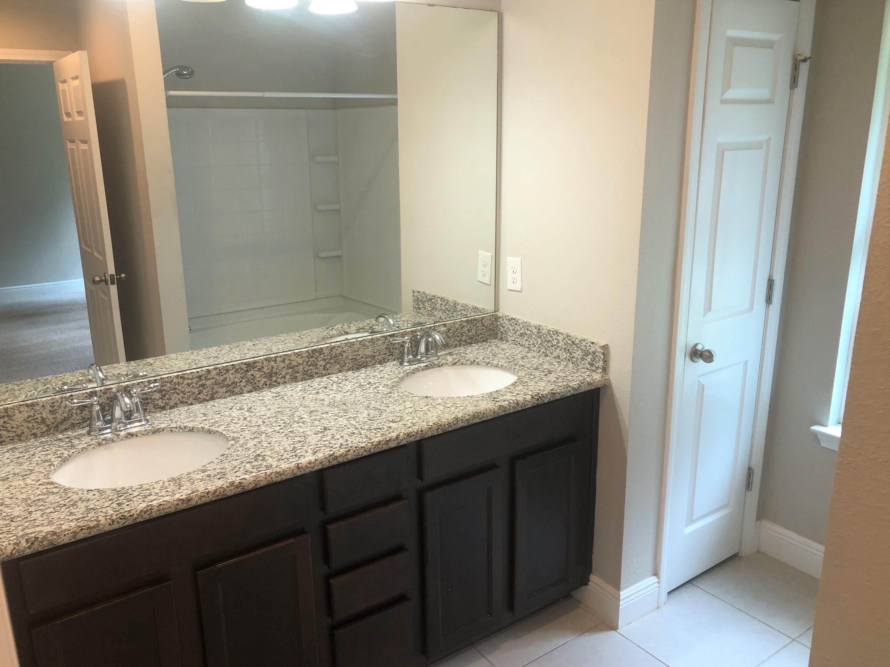 MAGNOLIA LAKE ESTATES PH 2 - Residential
