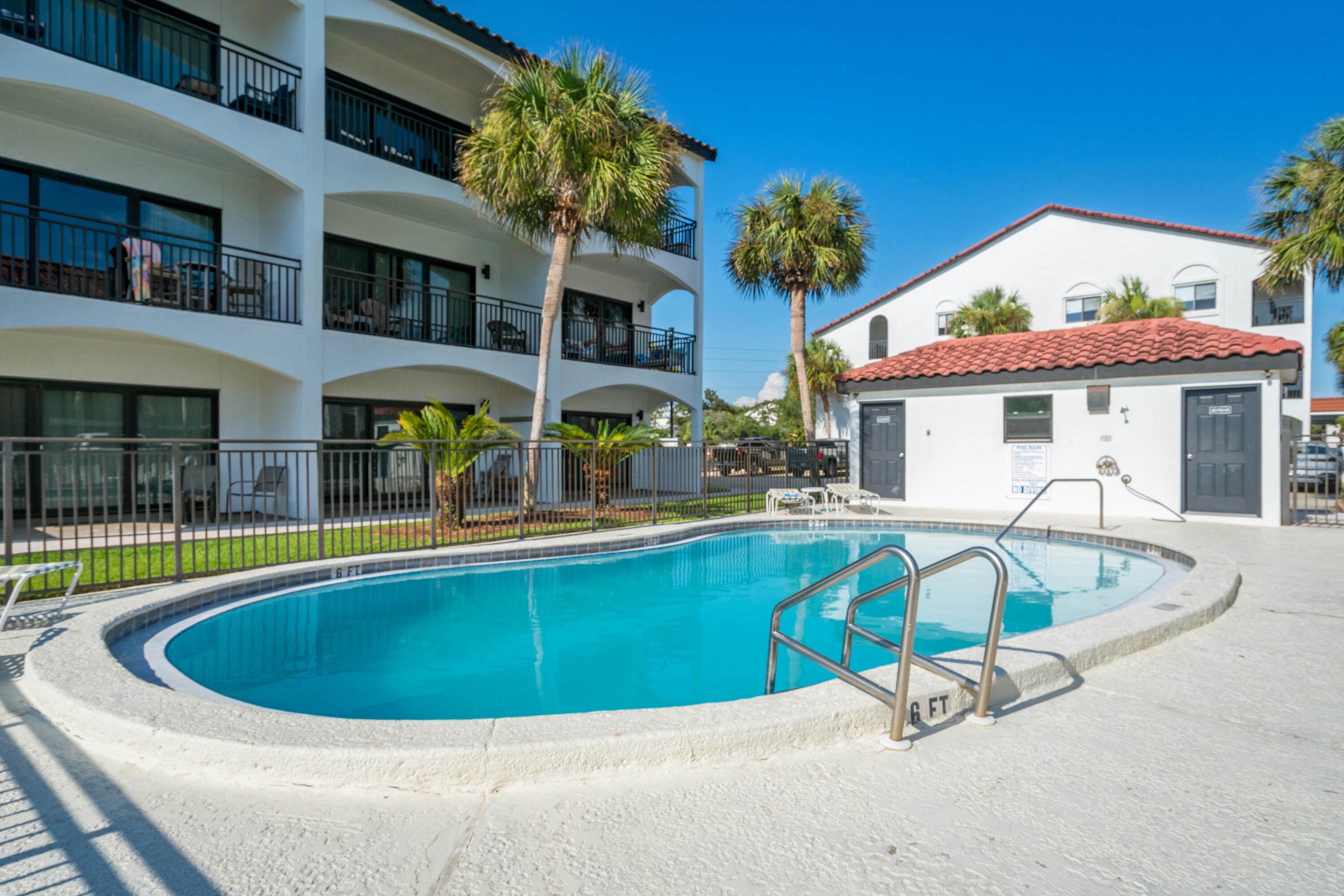 Palms at Seagrove - Residential