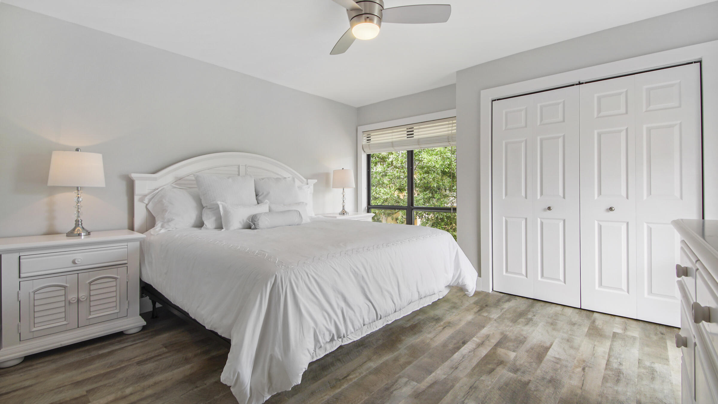HARBOUR POINTE - Residential