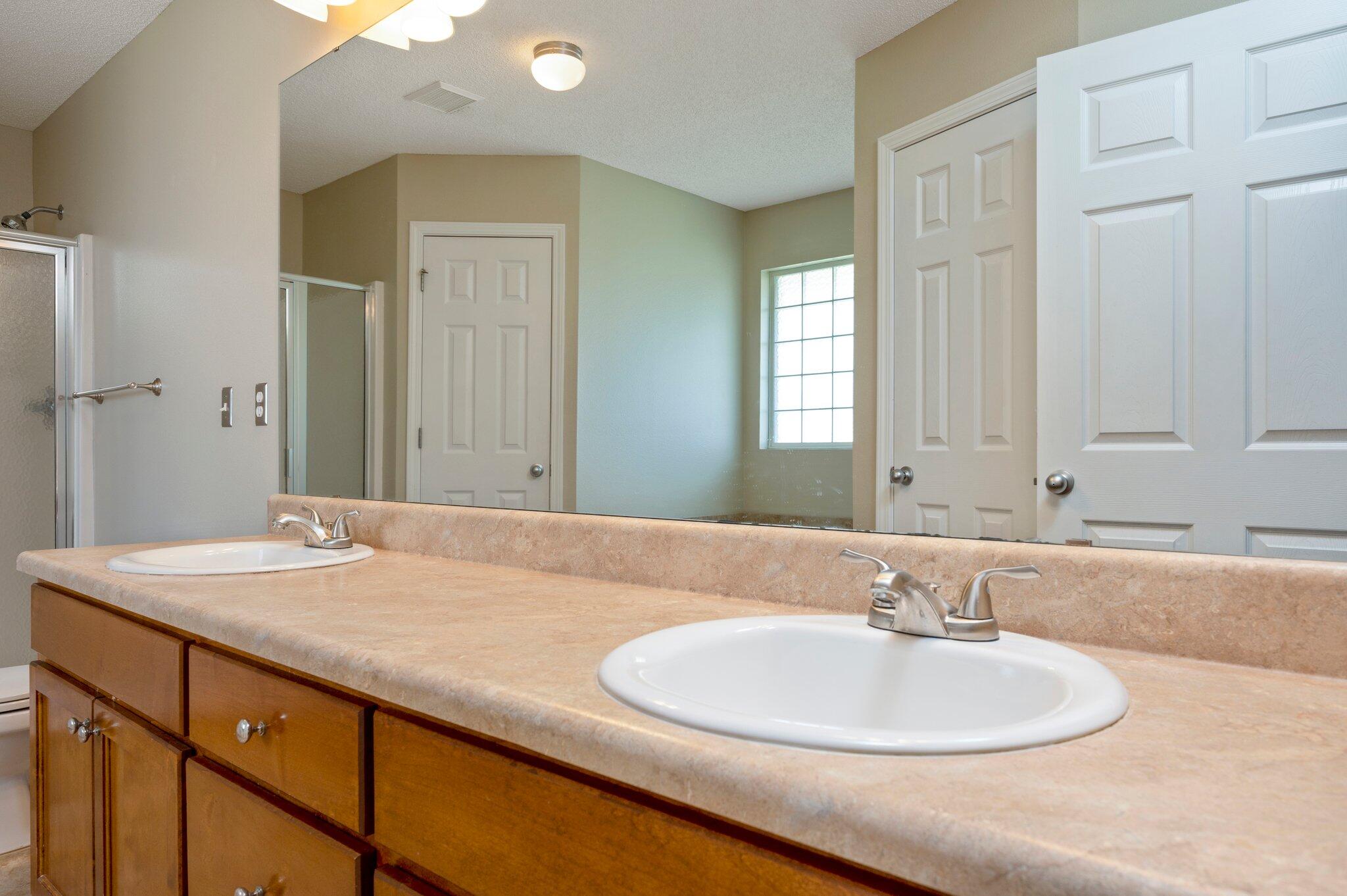 ALICIA PLACE - Residential Lease