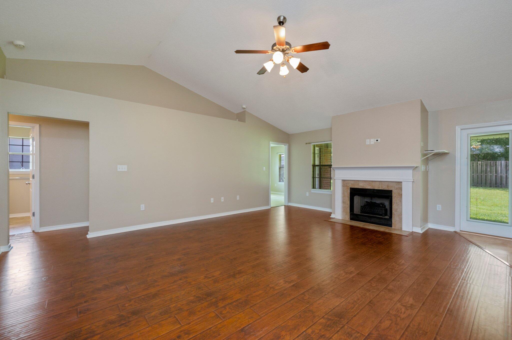 ALICIA PLACE - Residential Lease