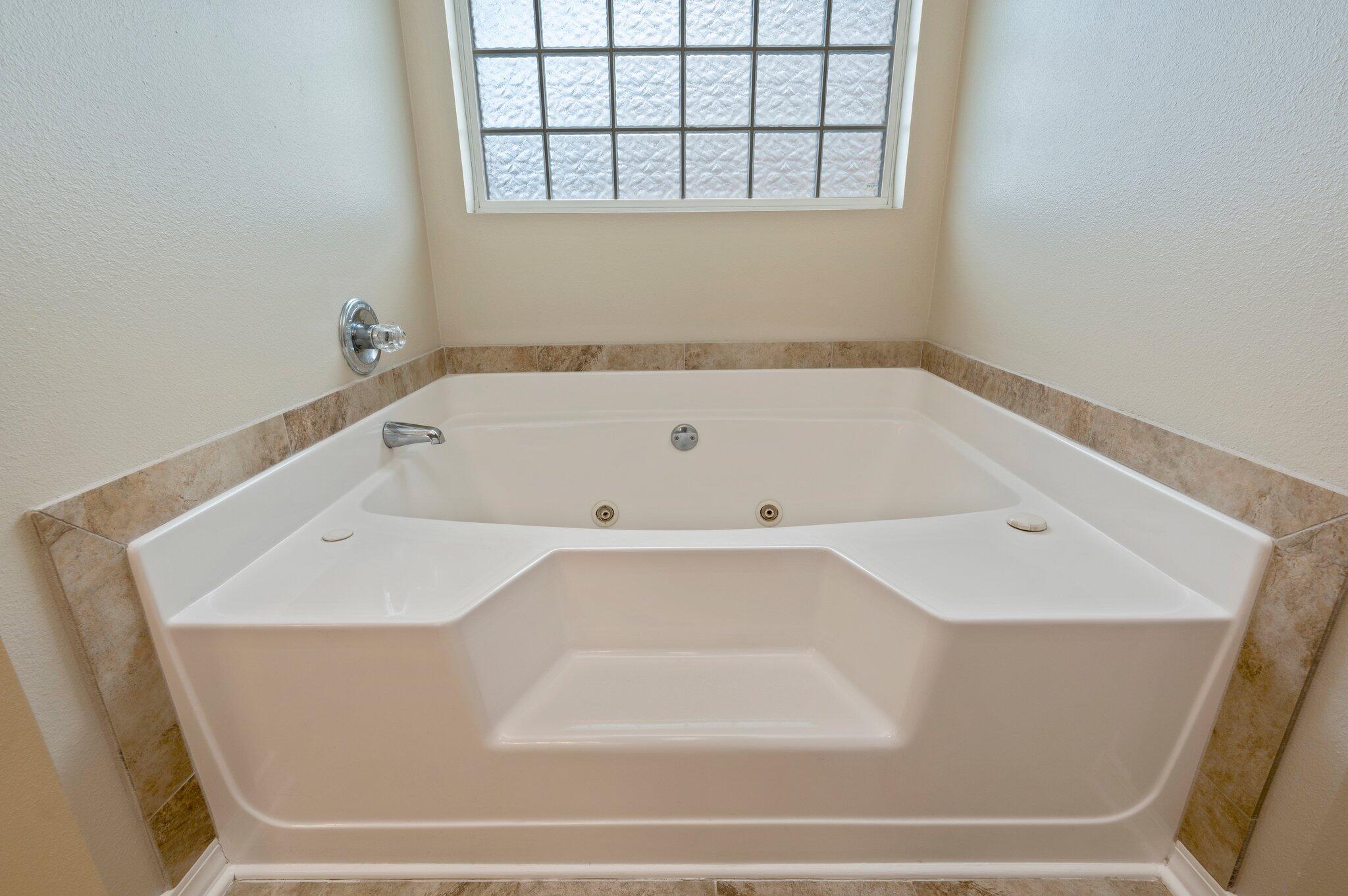 ALICIA PLACE - Residential Lease