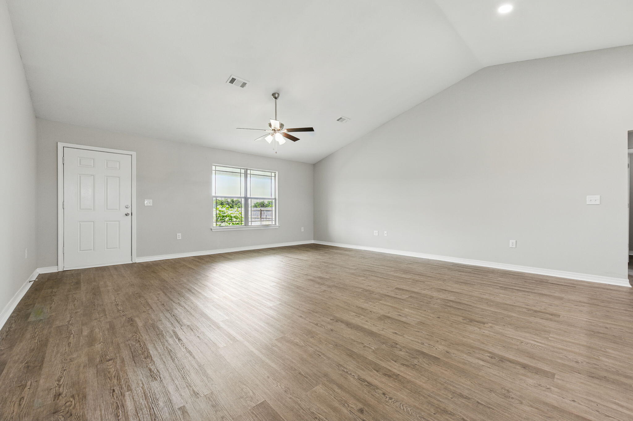NO RECORDED SUBDIVISION - Residential