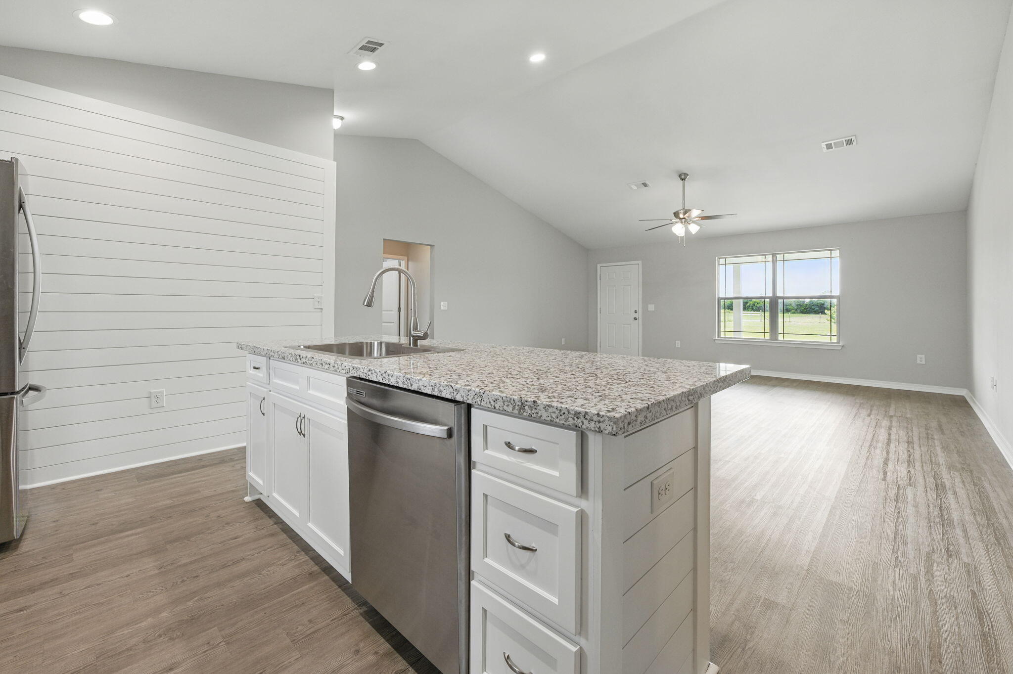 NO RECORDED SUBDIVISION - Residential